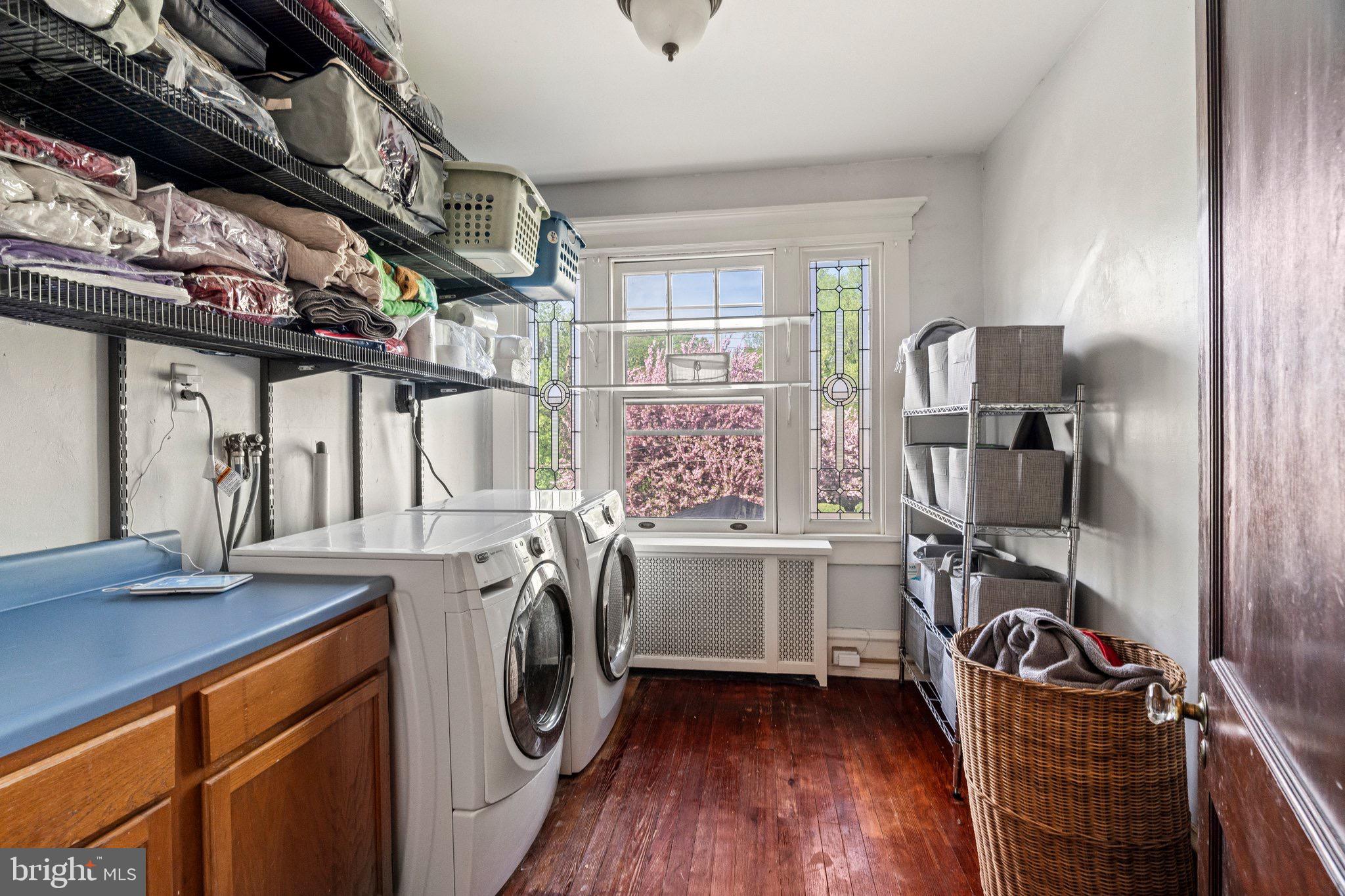 ELKINS PARK - Residential