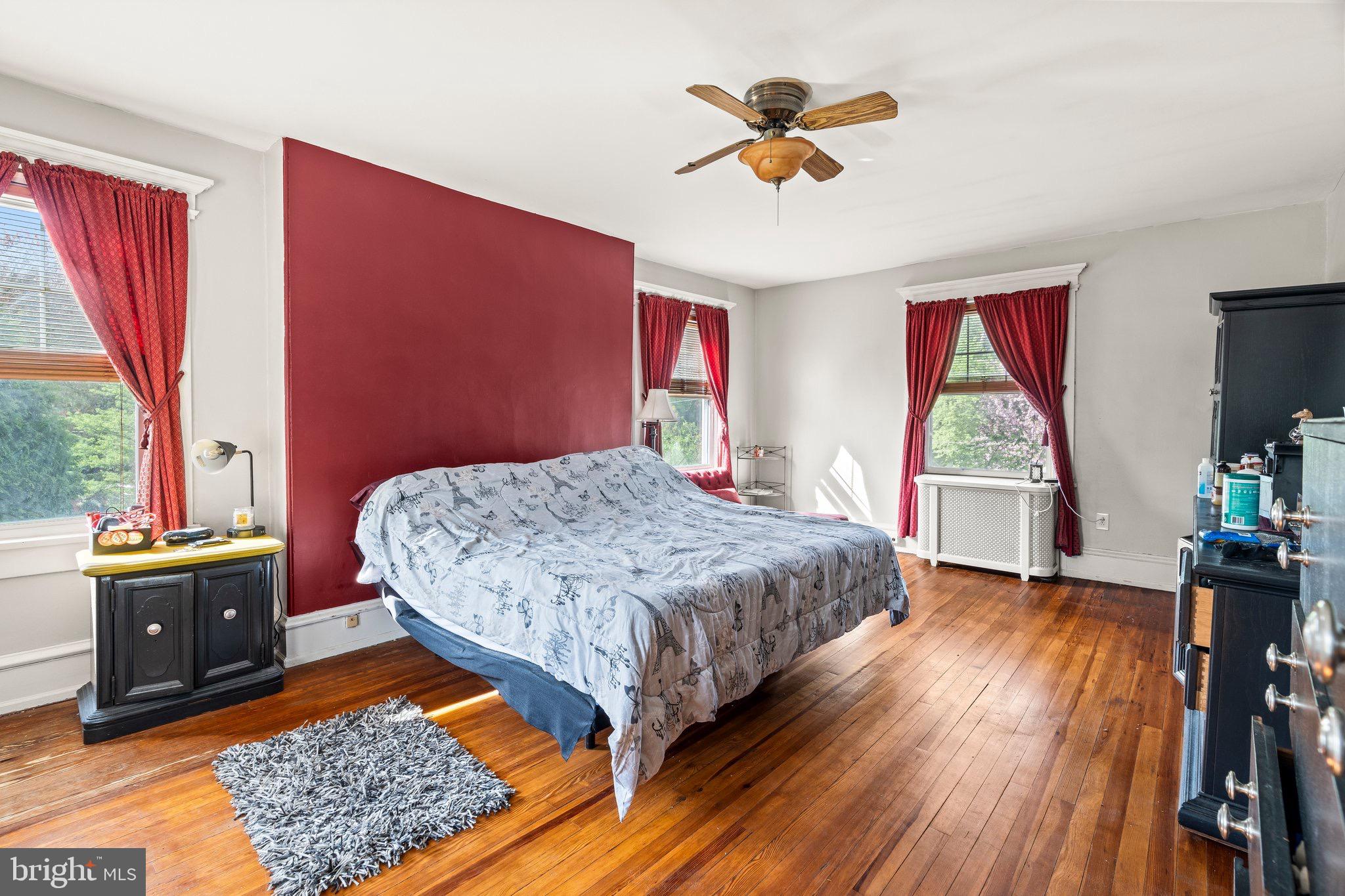 ELKINS PARK - Residential