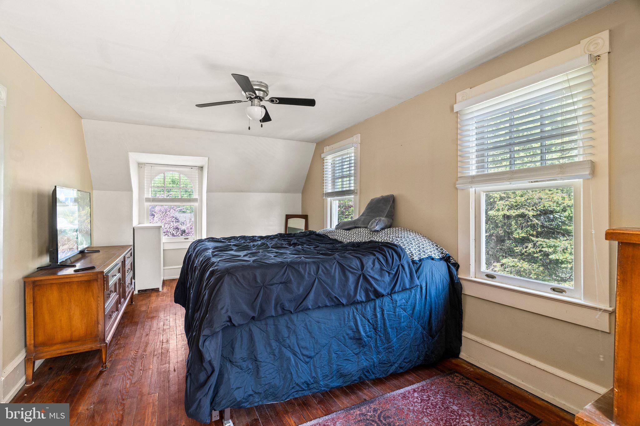 ELKINS PARK - Residential