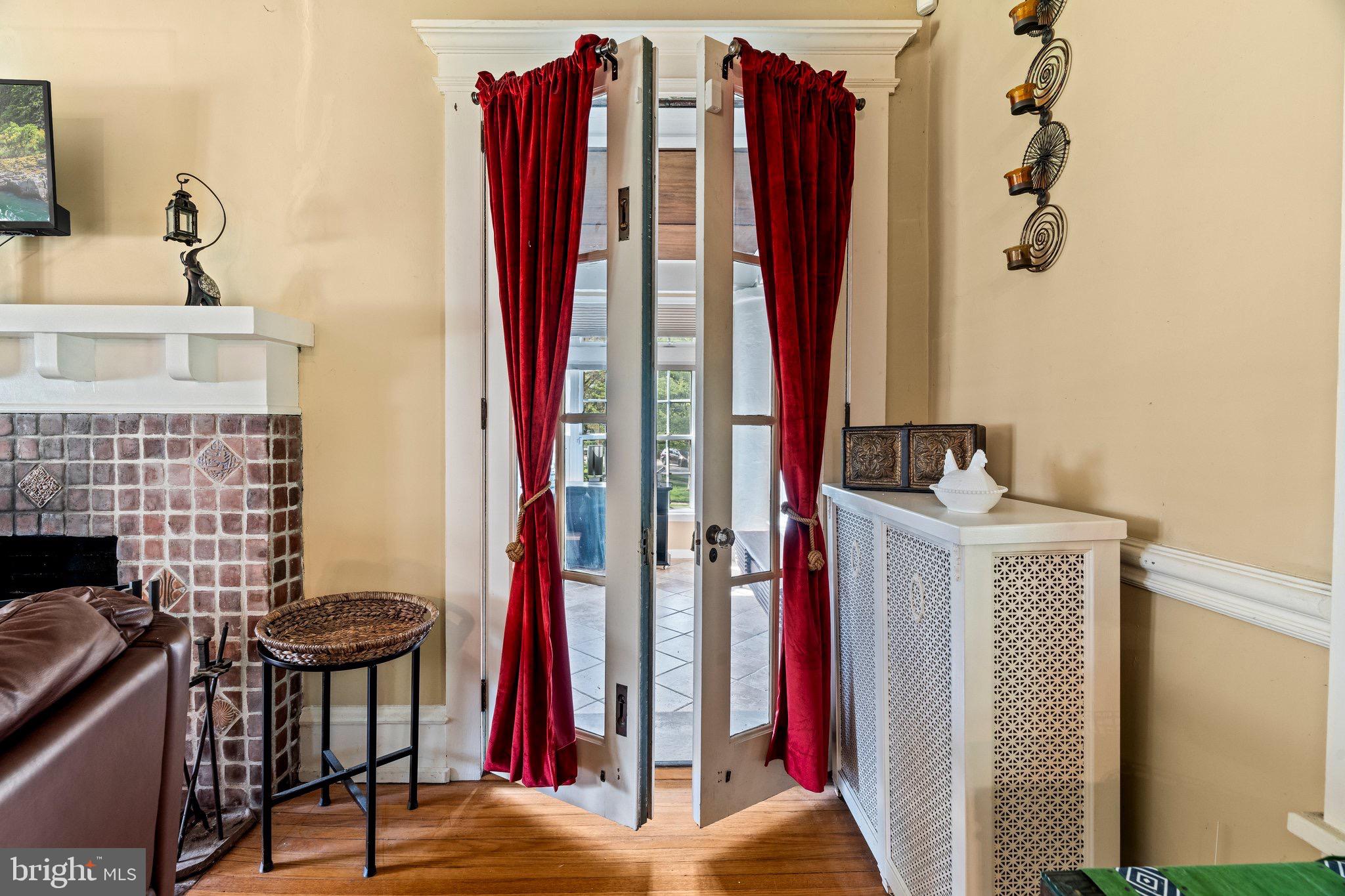 ELKINS PARK - Residential