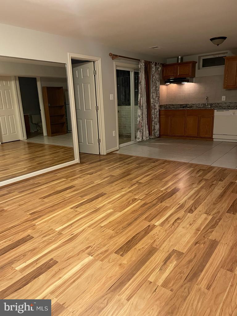 ONE LOUDOUN - Residential Lease