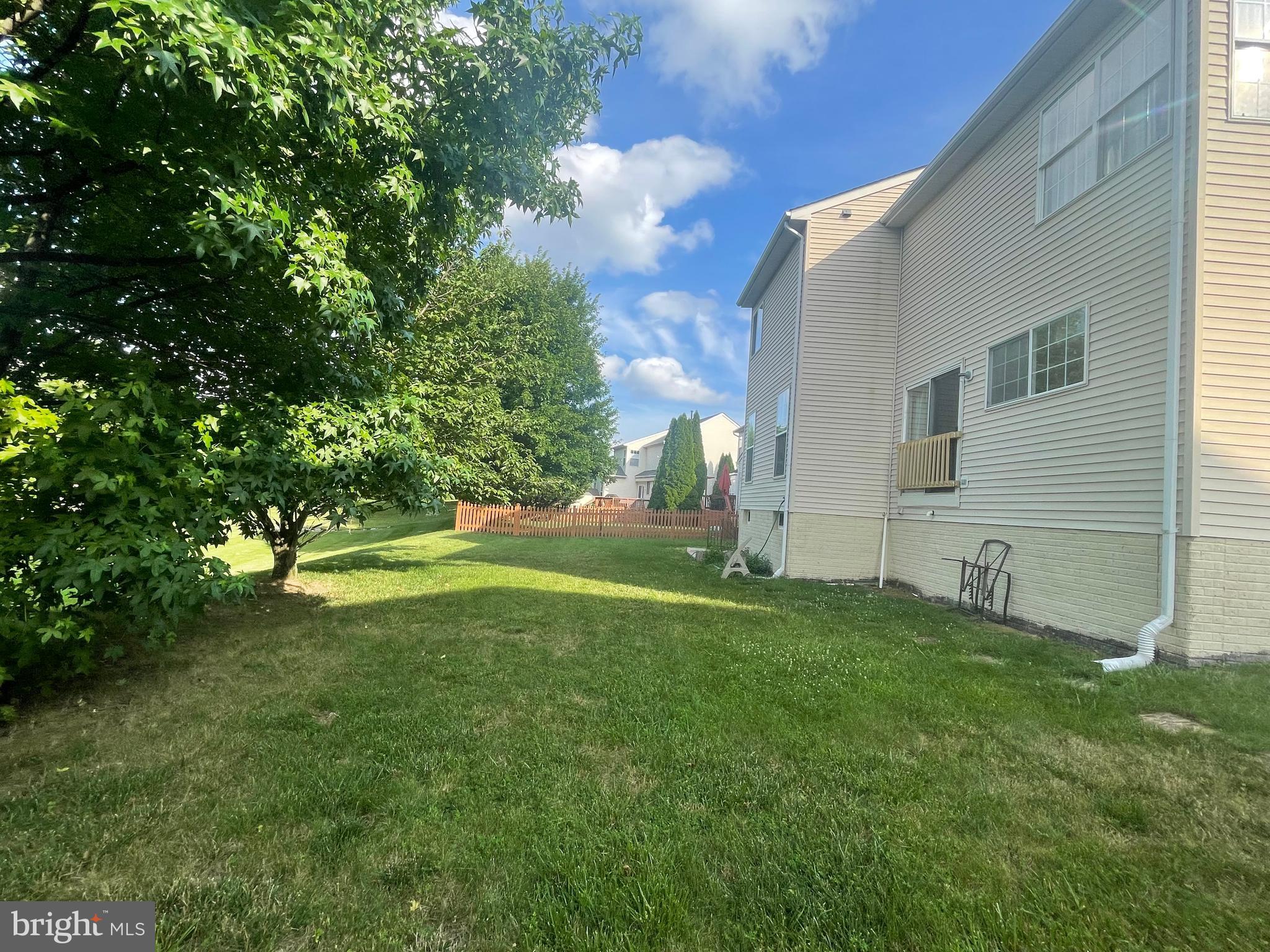 ONE LOUDOUN - Residential Lease