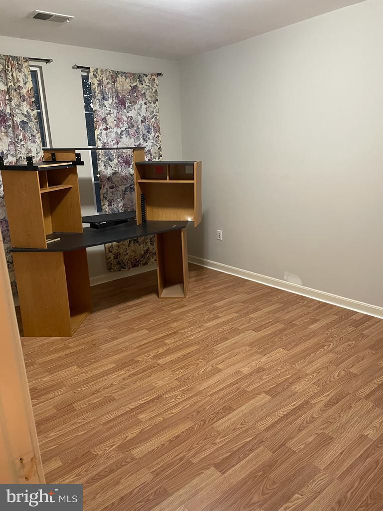 ONE LOUDOUN - Residential Lease