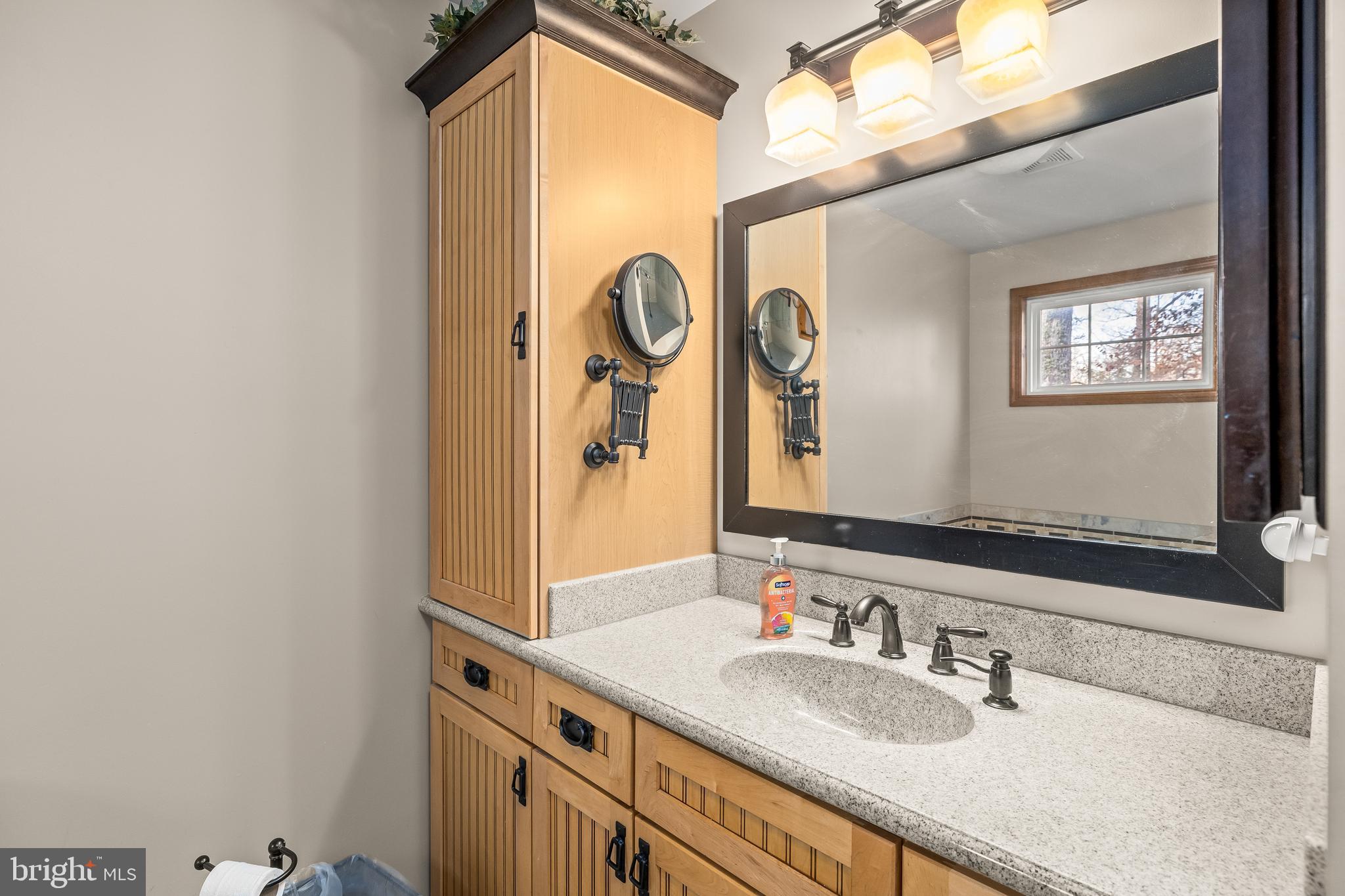 TALL PINES - Residential