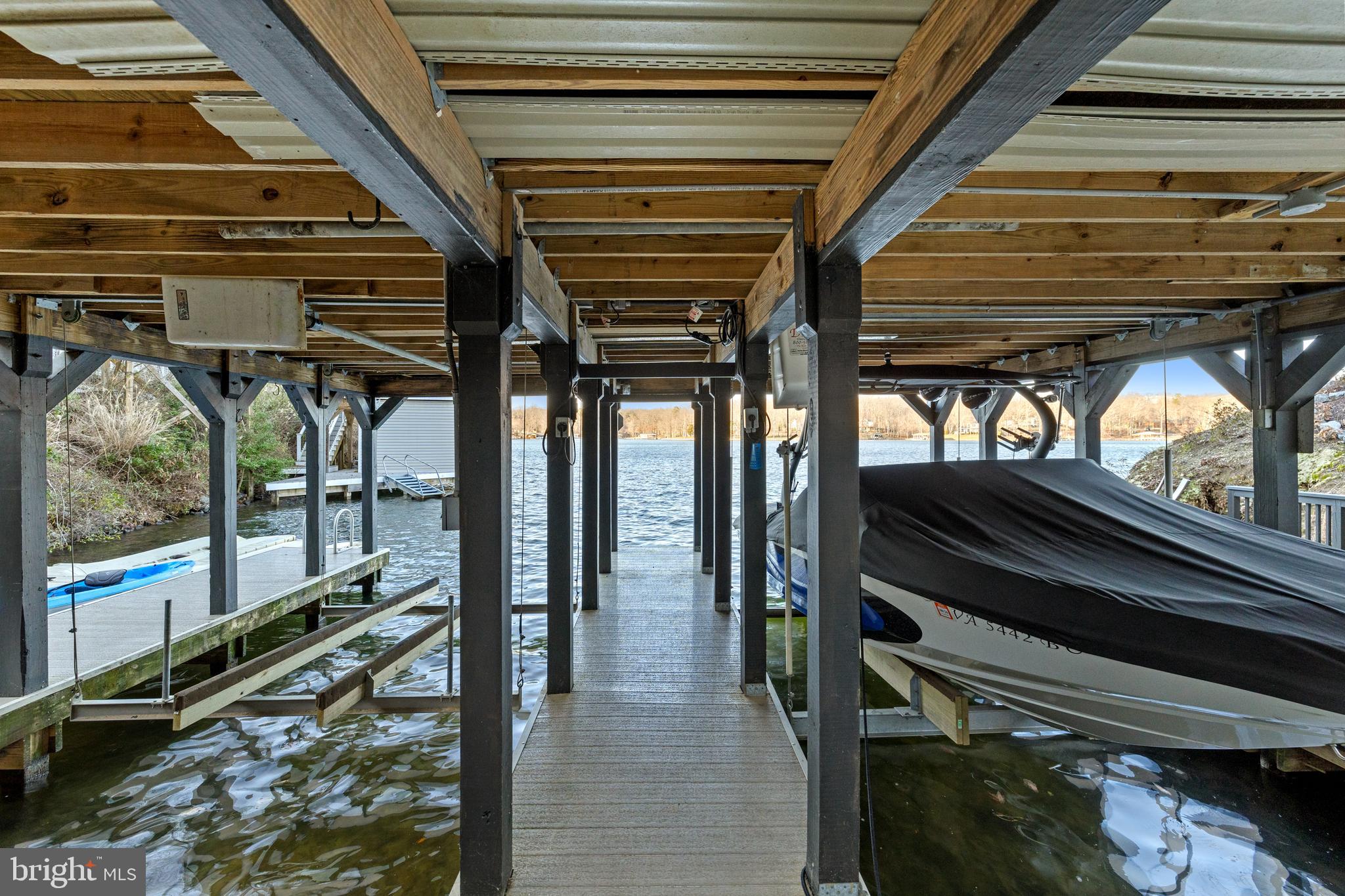 TALL PINES - Residential