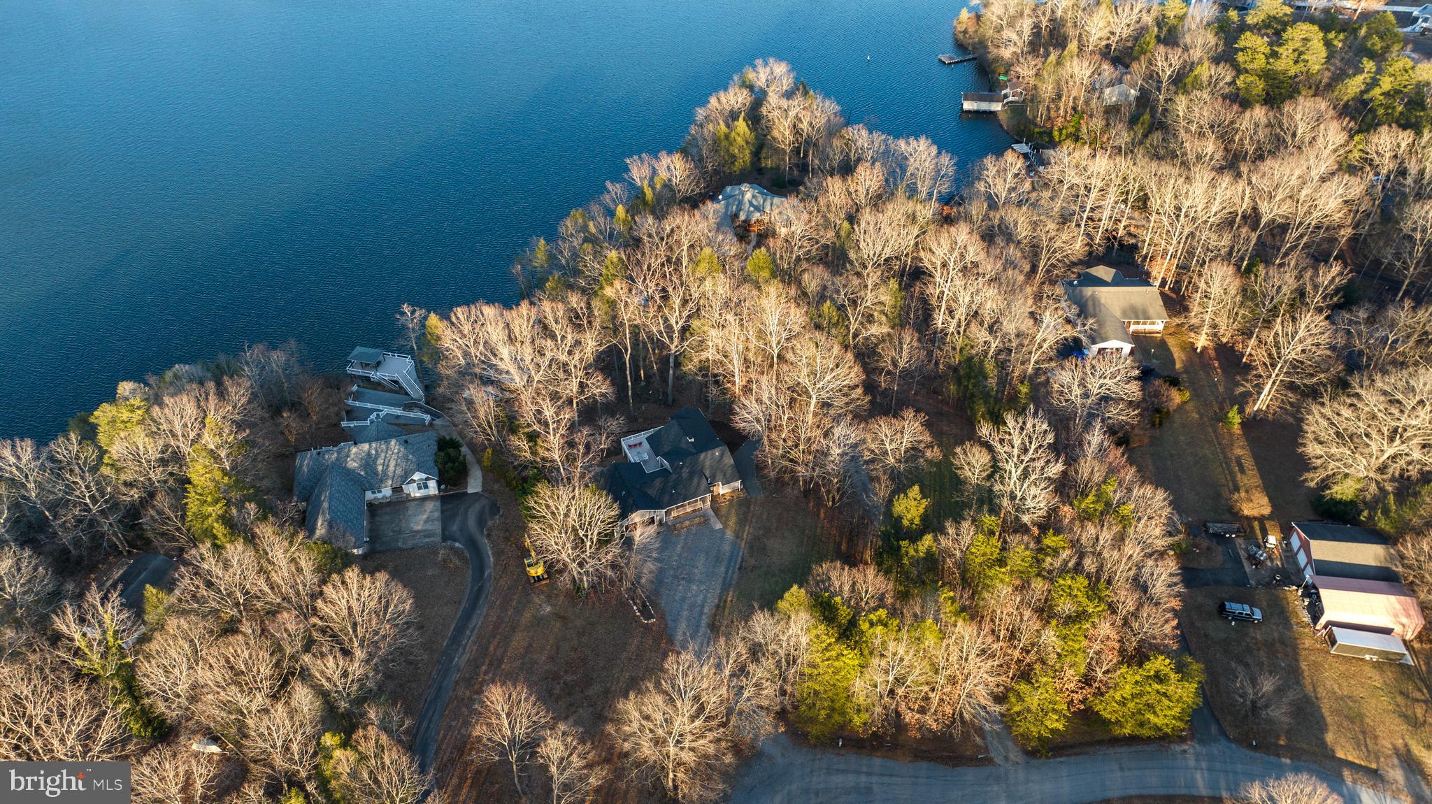 TALL PINES - Residential