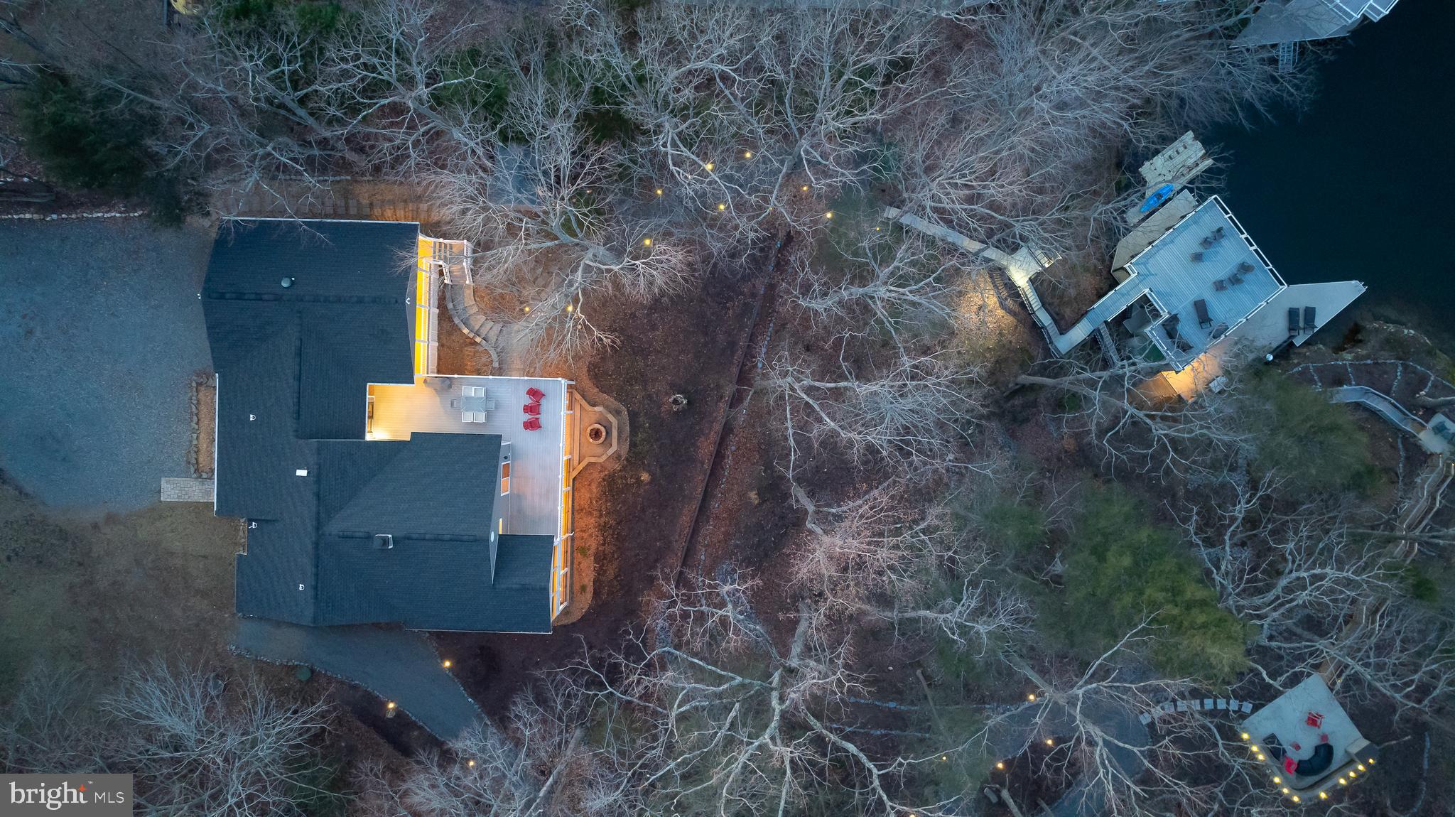 TALL PINES - Residential