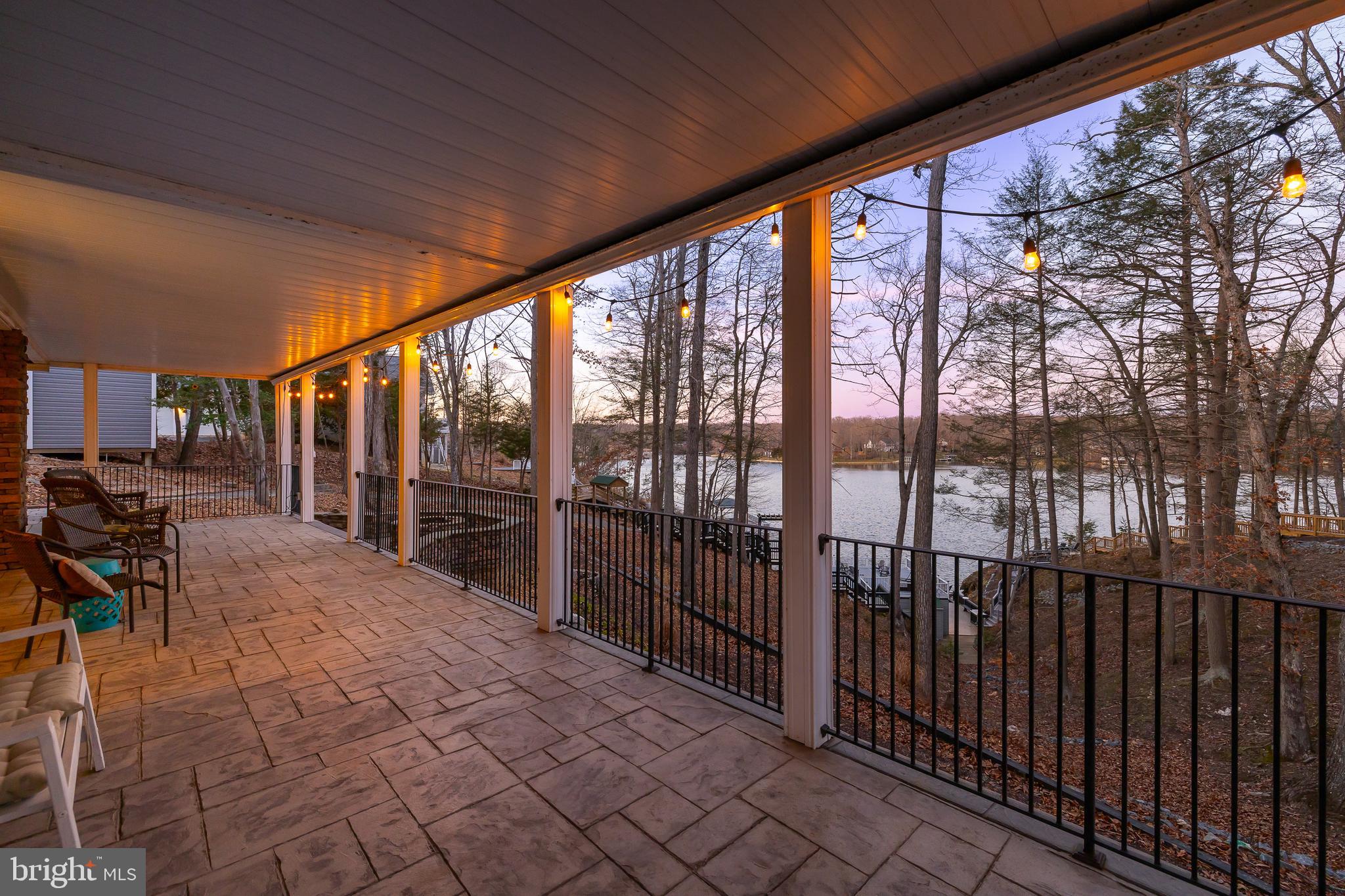 TALL PINES - Residential