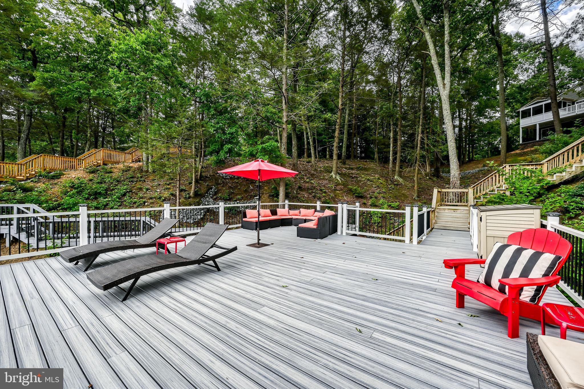 TALL PINES - Residential