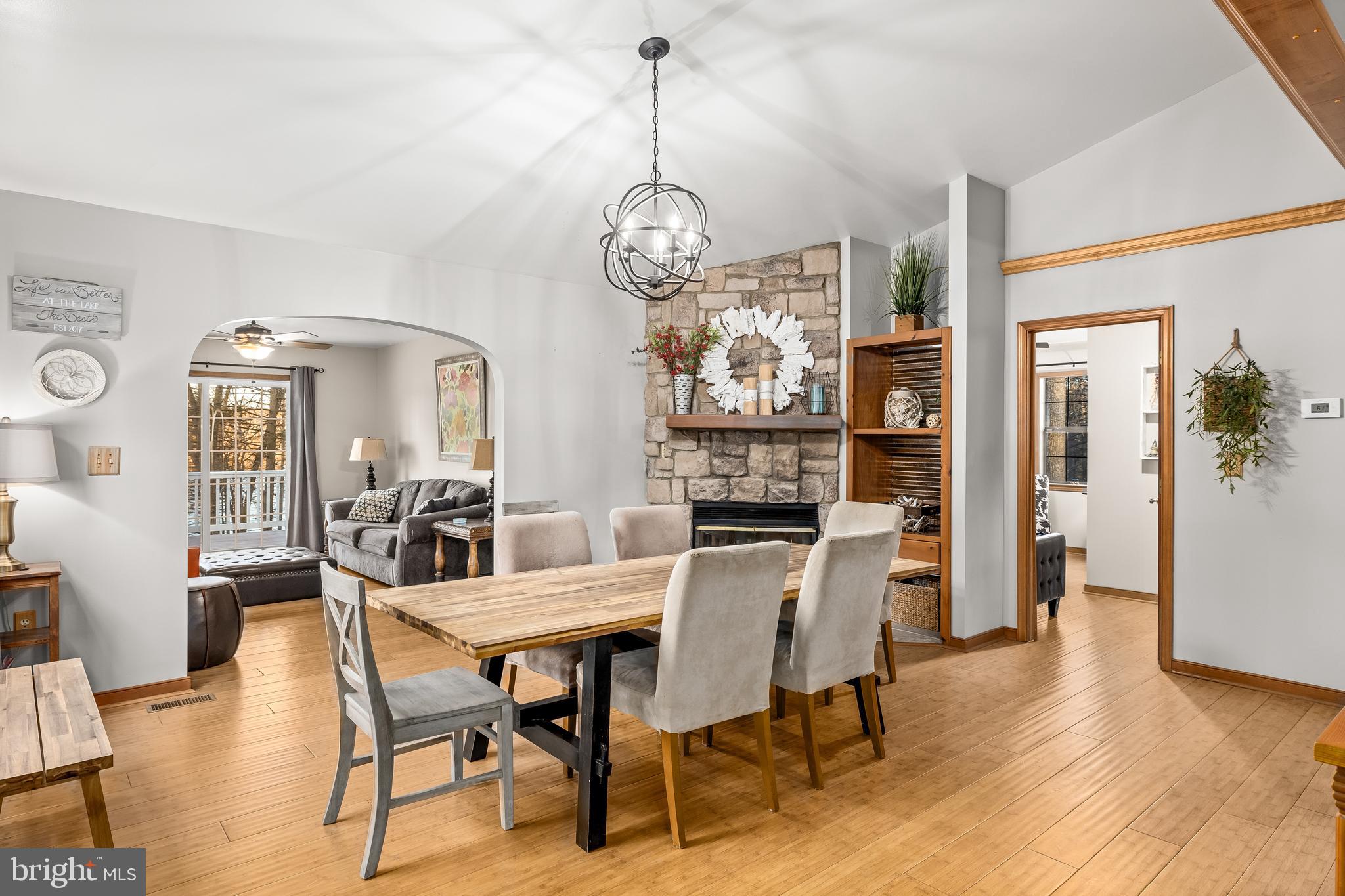 TALL PINES - Residential