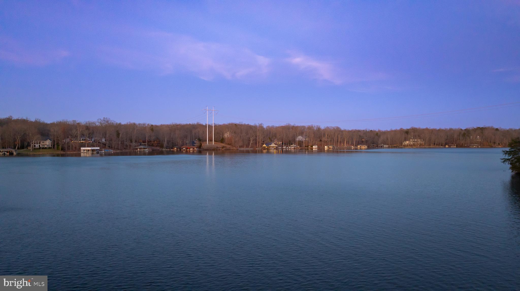 TALL PINES - Residential