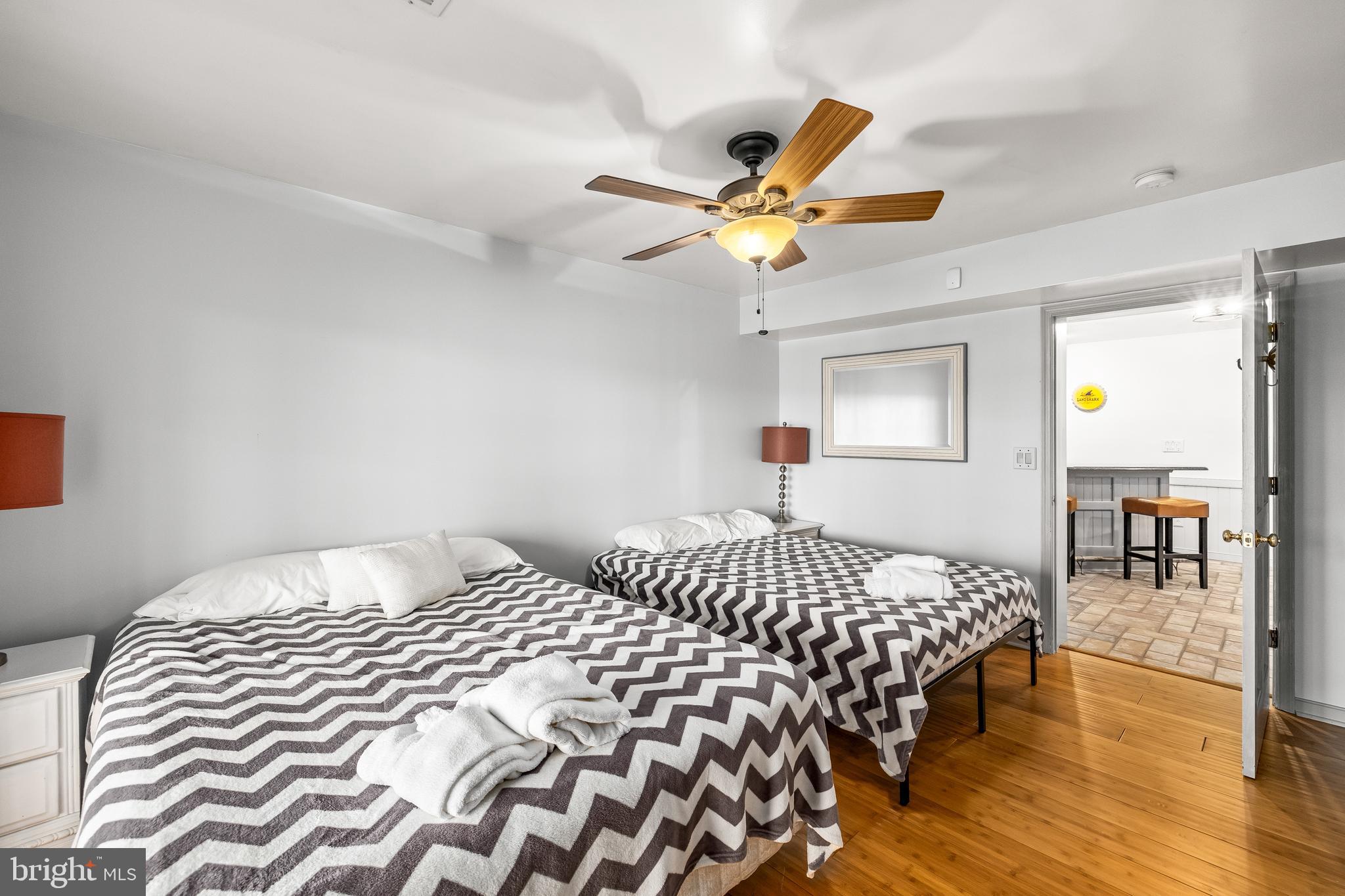 TALL PINES - Residential