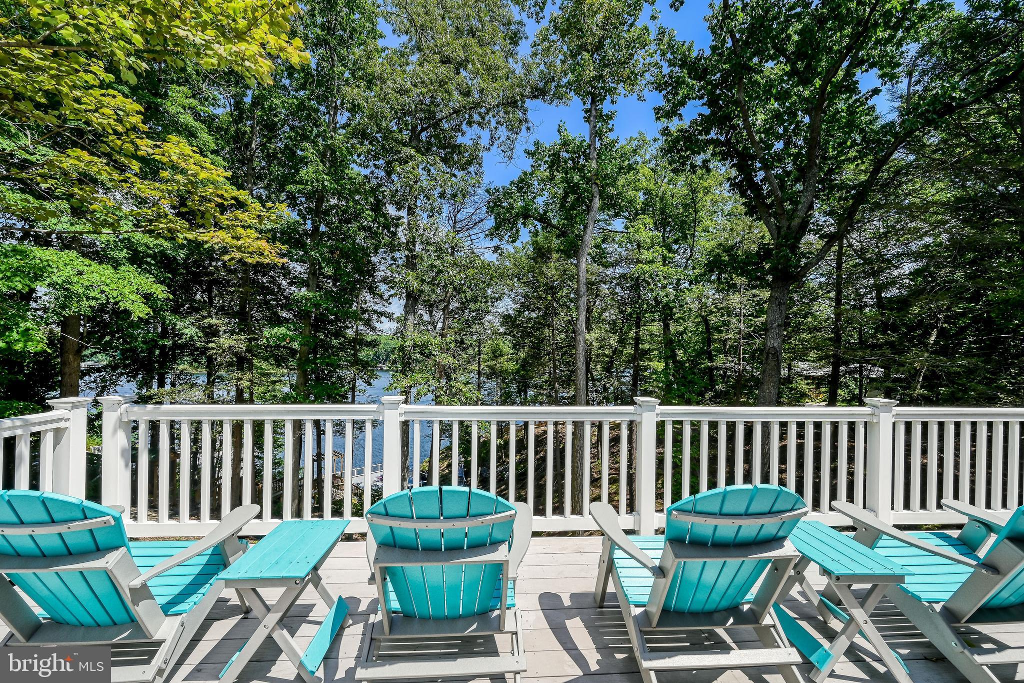 TALL PINES - Residential