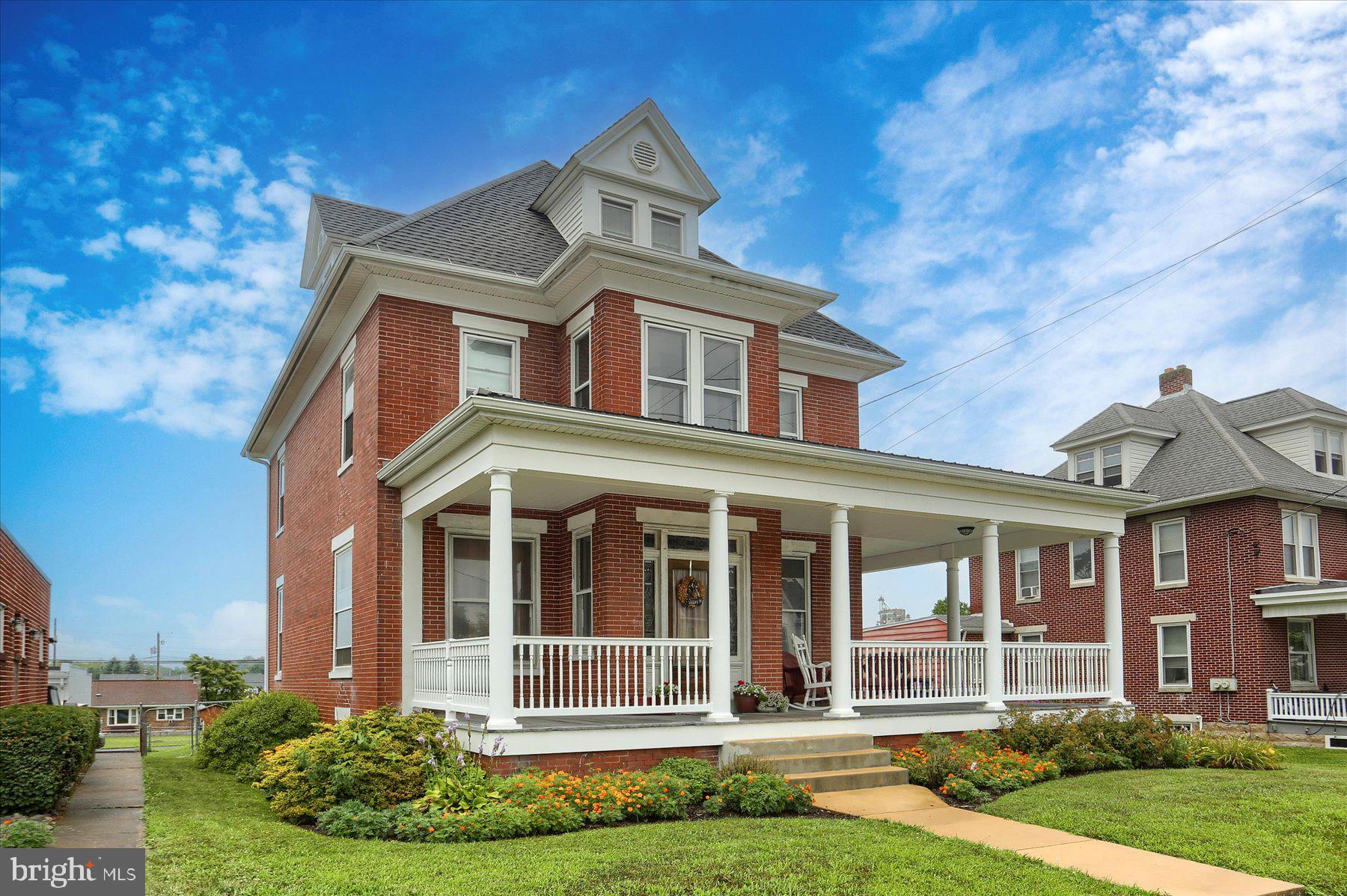 21 W MAIN STREET