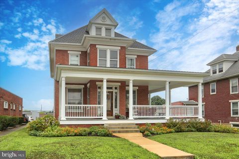 21 W MAIN STREET CAMP HILL PA 17011