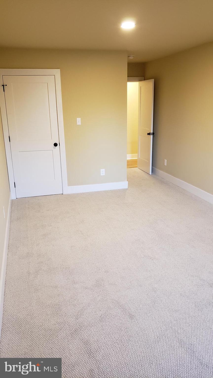 NON AVAILABLE - Residential