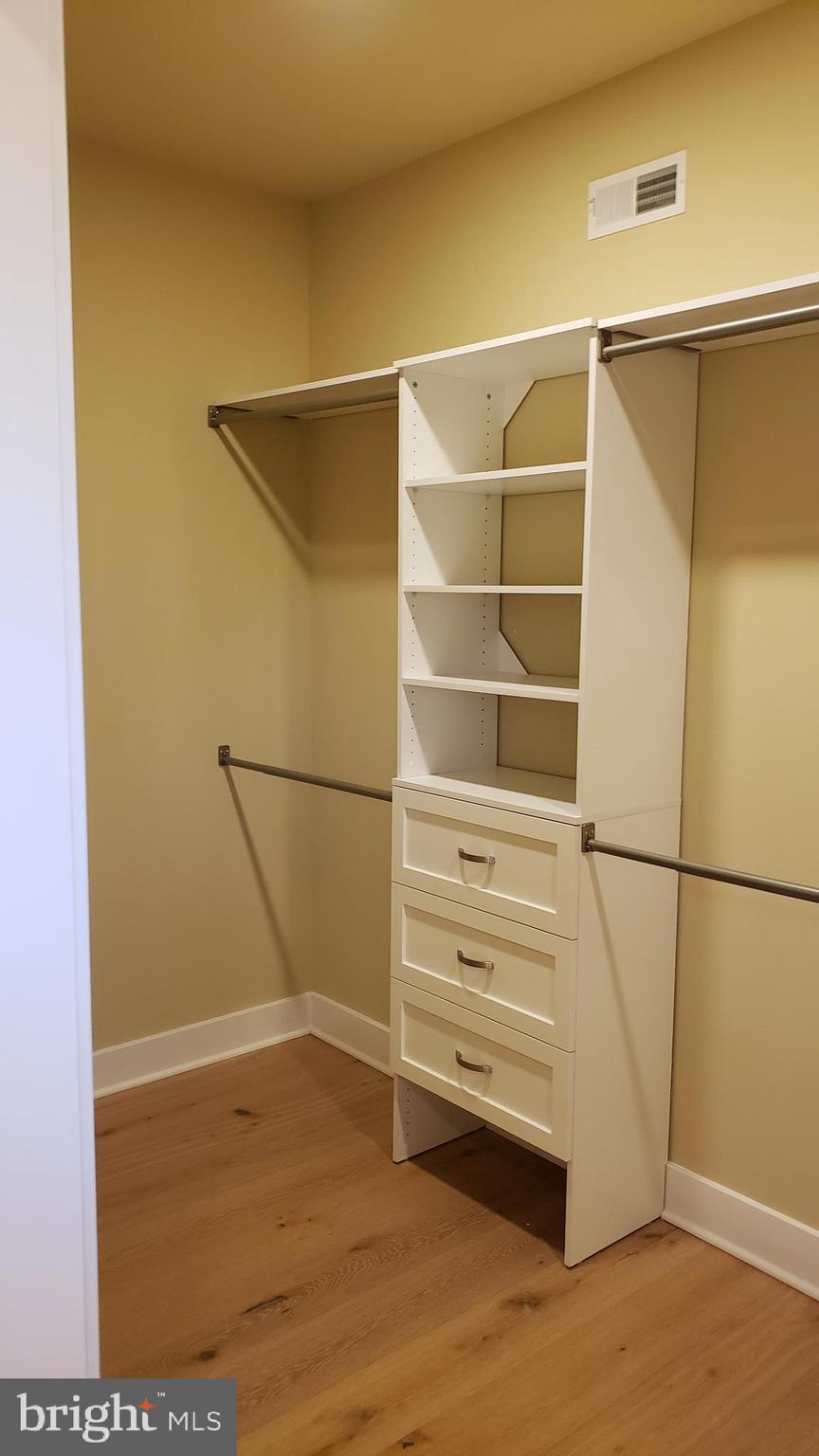 NON AVAILABLE - Residential