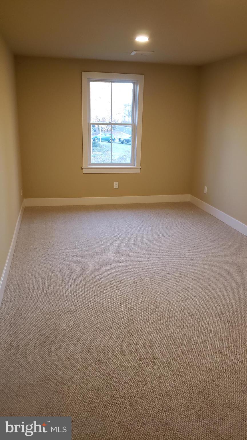 NON AVAILABLE - Residential