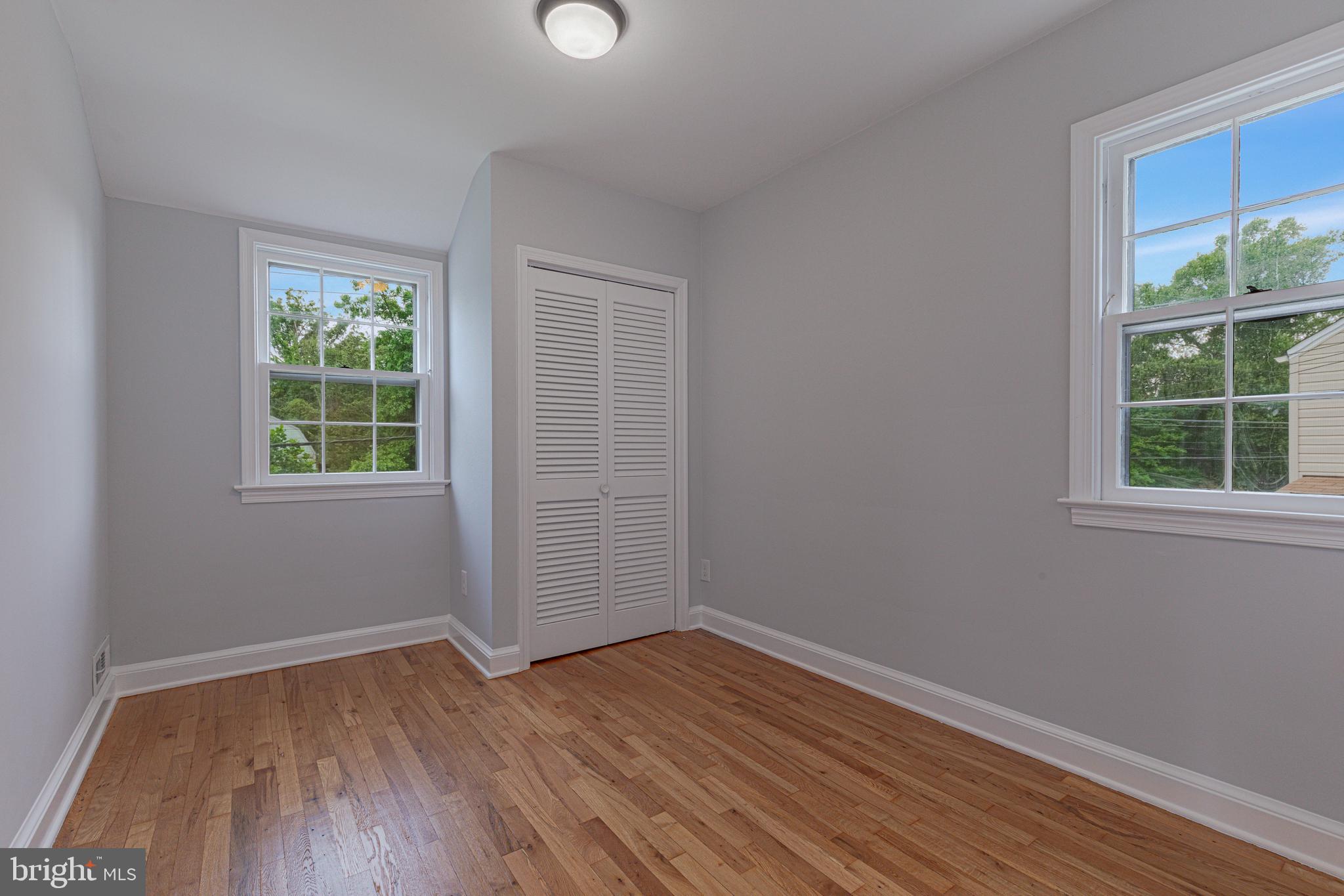 LANDOVER HILLS - Residential