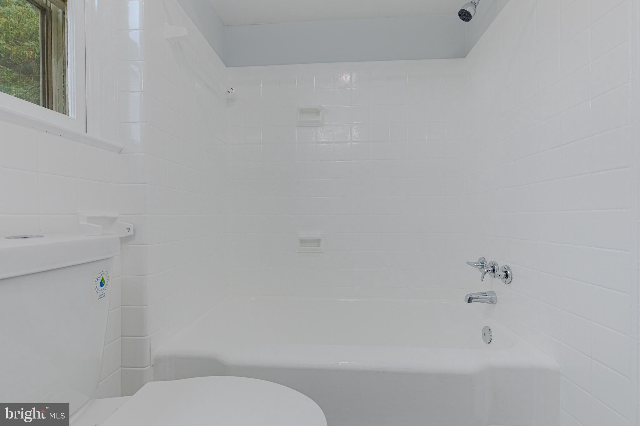 LANDOVER HILLS - Residential