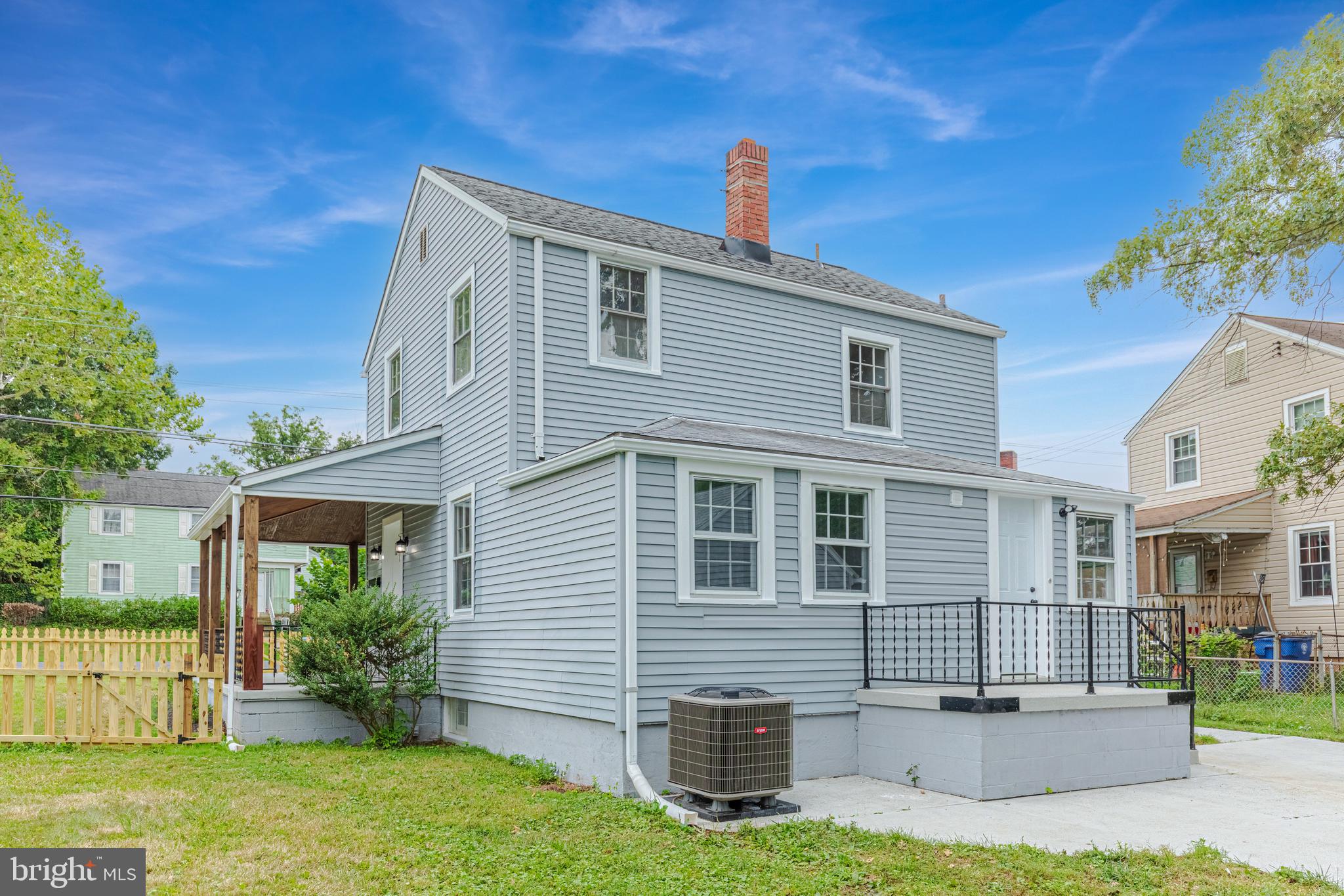 LANDOVER HILLS - Residential