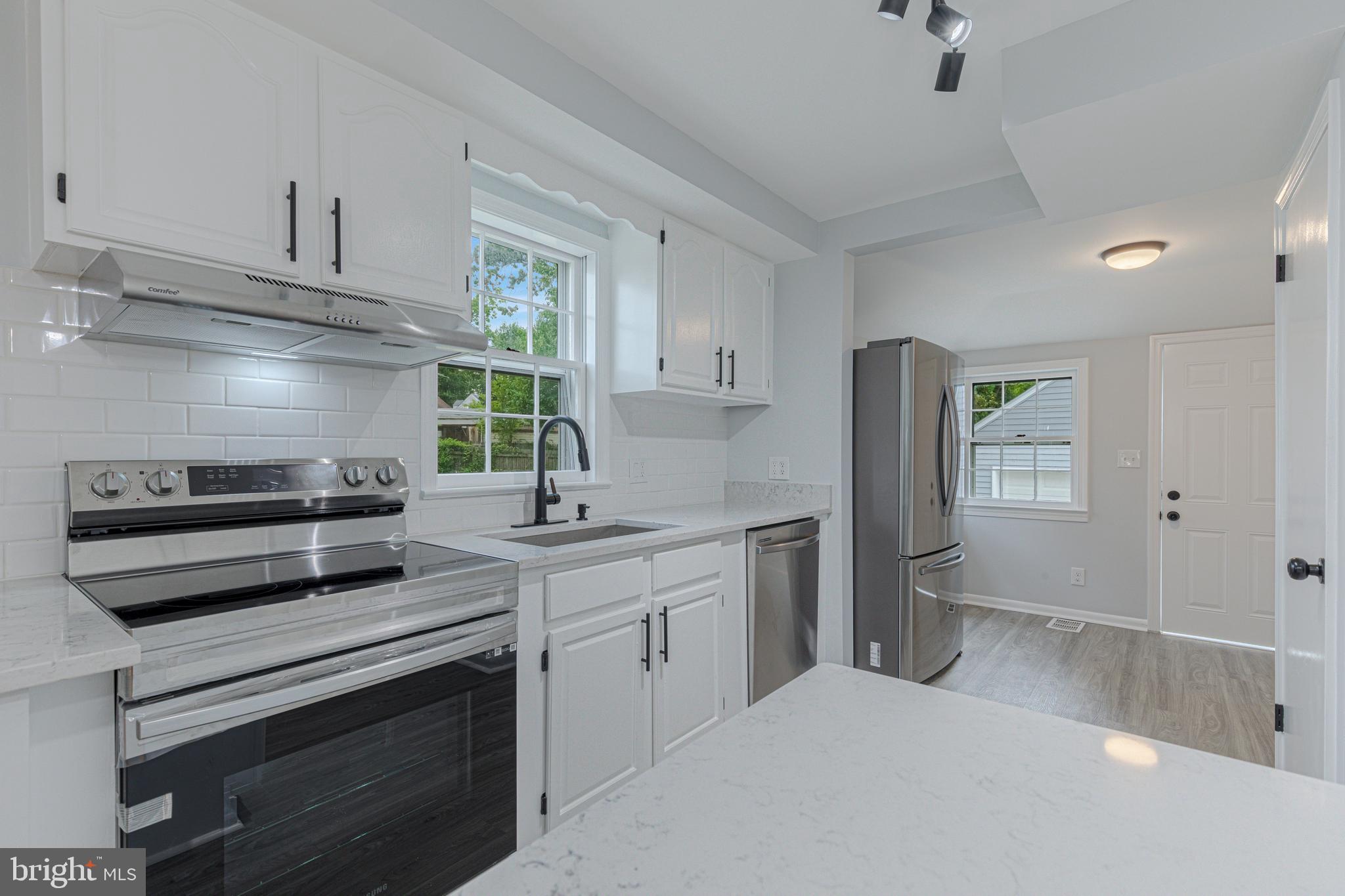 LANDOVER HILLS - Residential