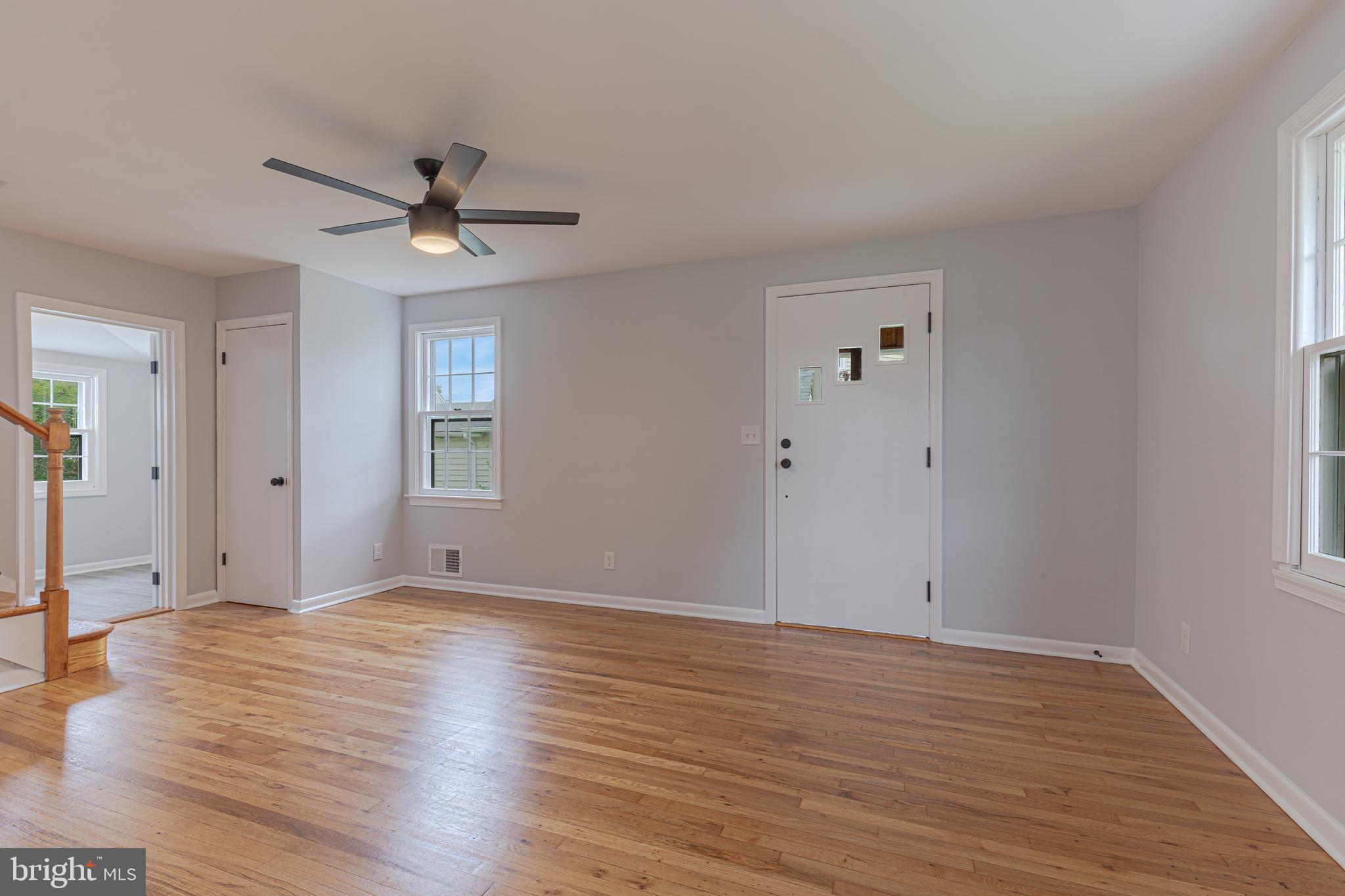 LANDOVER HILLS - Residential