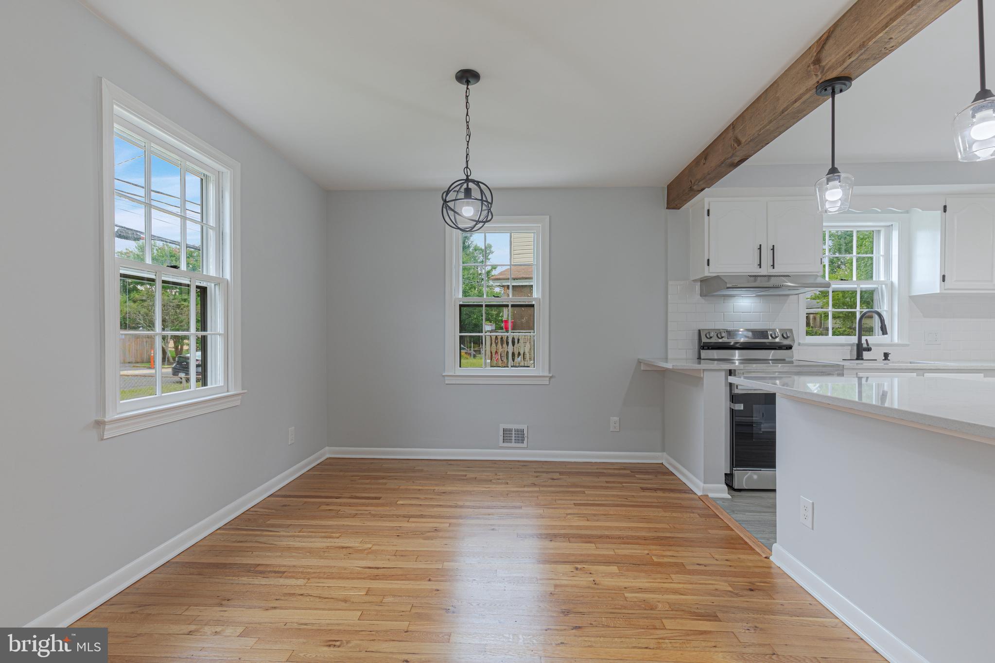 LANDOVER HILLS - Residential