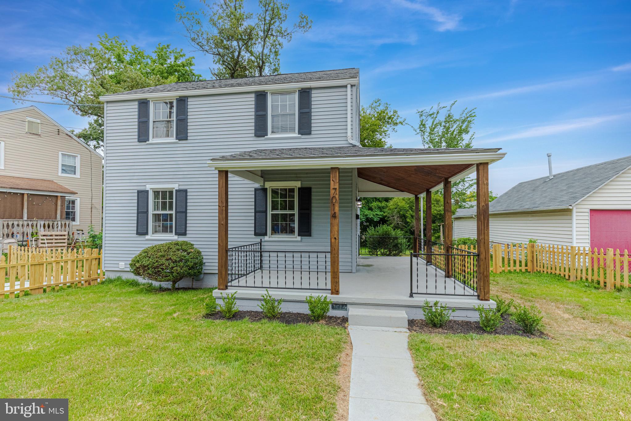 LANDOVER HILLS - Residential