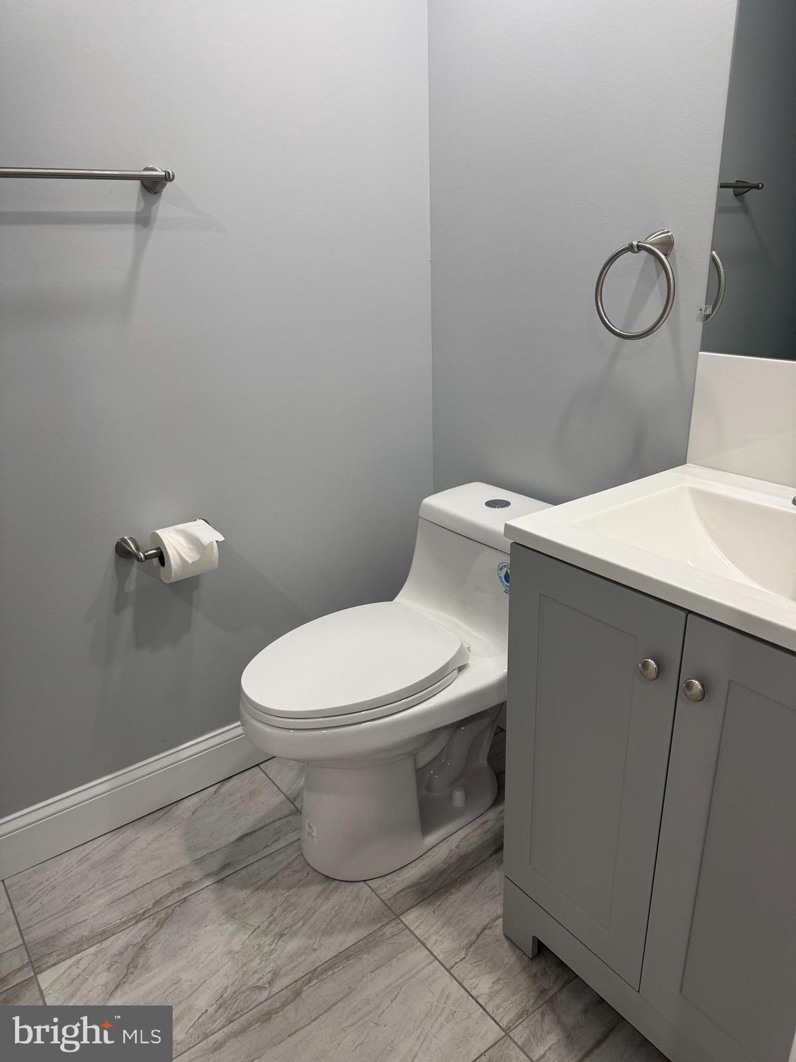 GREEKTOWN - Residential Lease