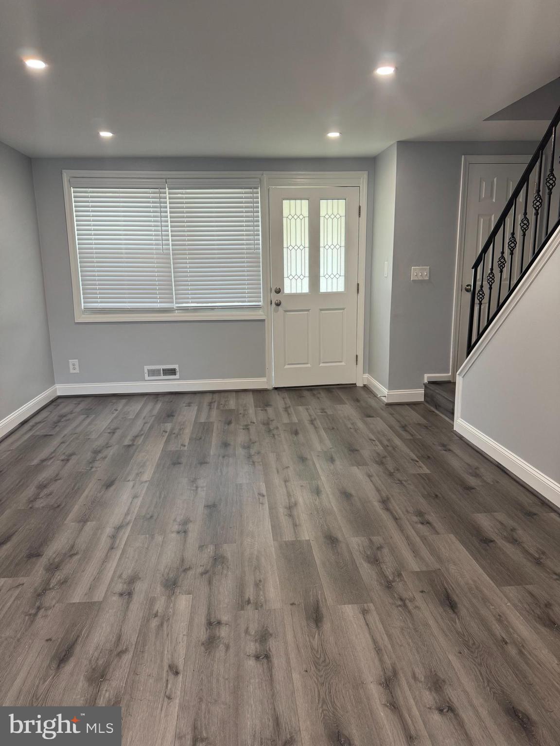GREEKTOWN - Residential Lease