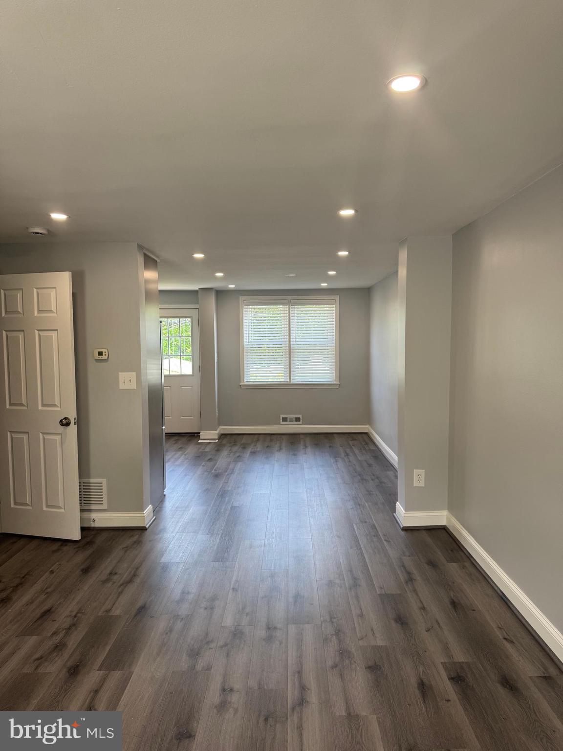GREEKTOWN - Residential Lease