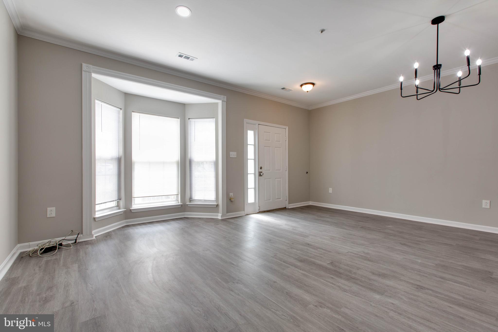 SEVEN OAKS - Residential Lease