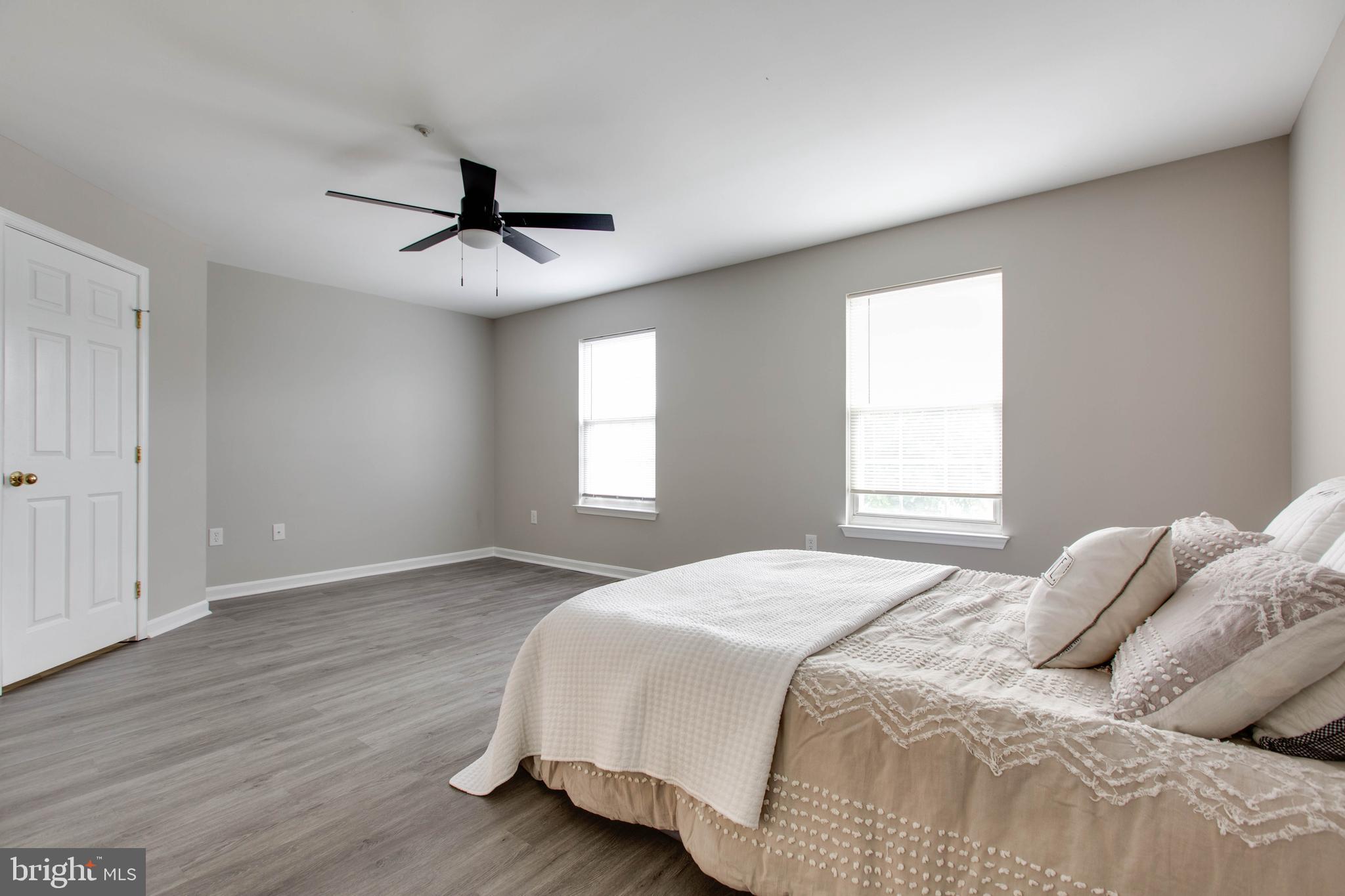 SEVEN OAKS - Residential Lease