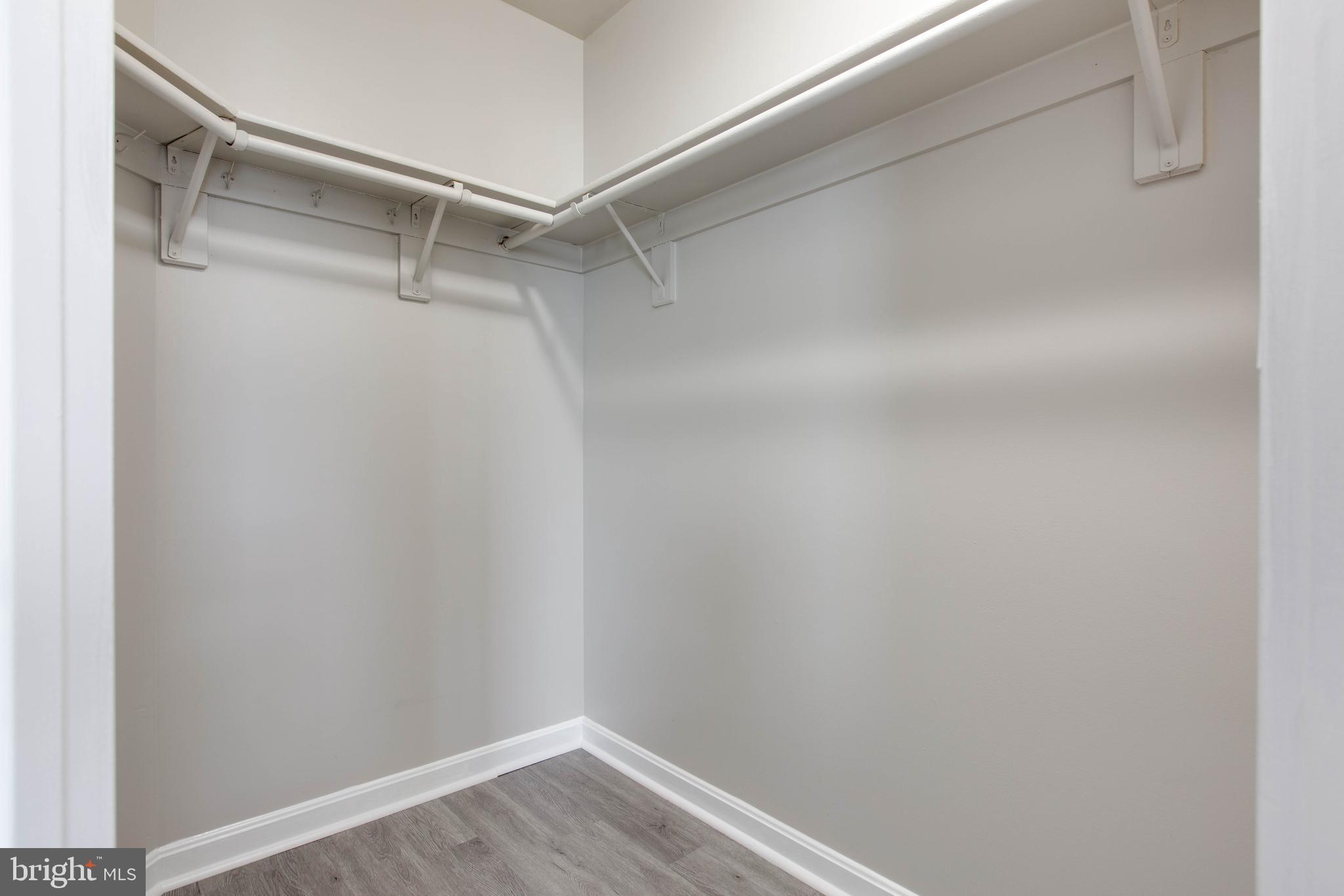 SEVEN OAKS - Residential Lease