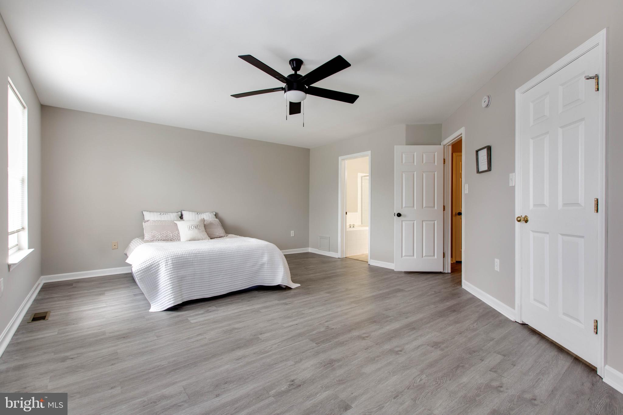 SEVEN OAKS - Residential Lease