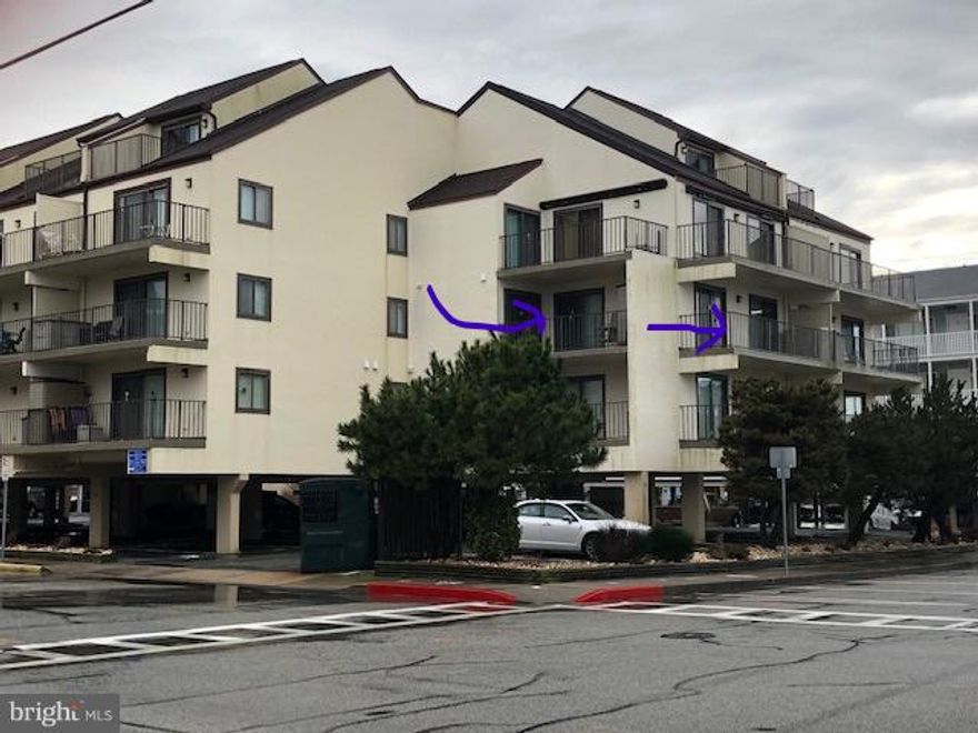 CORNER END UNIT with ocean views,  2 BED 2 FULL BATHS, 2 BALCONIES,OPEN Floor plan, secure elevator, lots of parking. Selling, "As is"