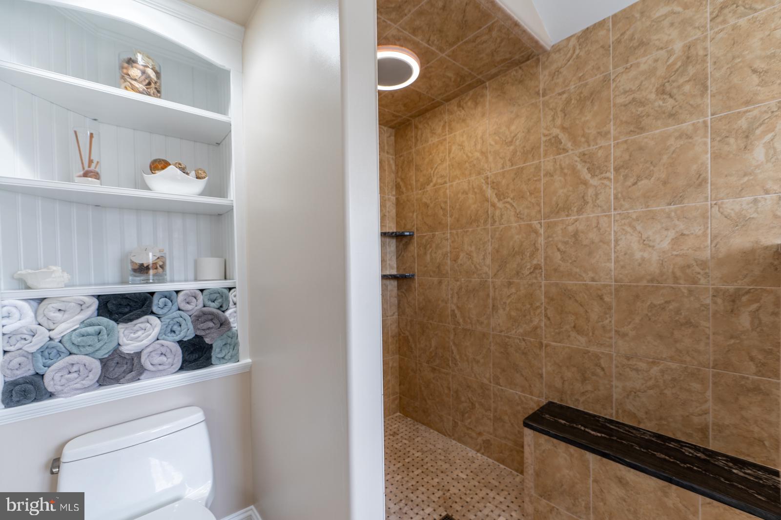 MEADOWBROOKE HUNT - Residential