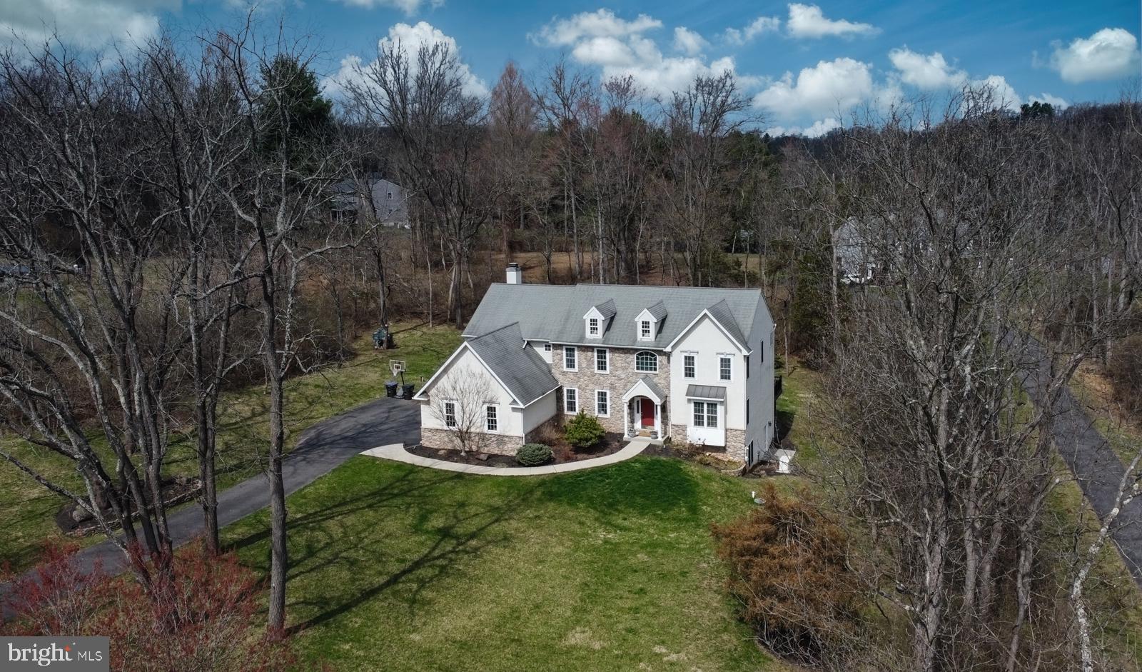 MEADOWBROOKE HUNT - Residential