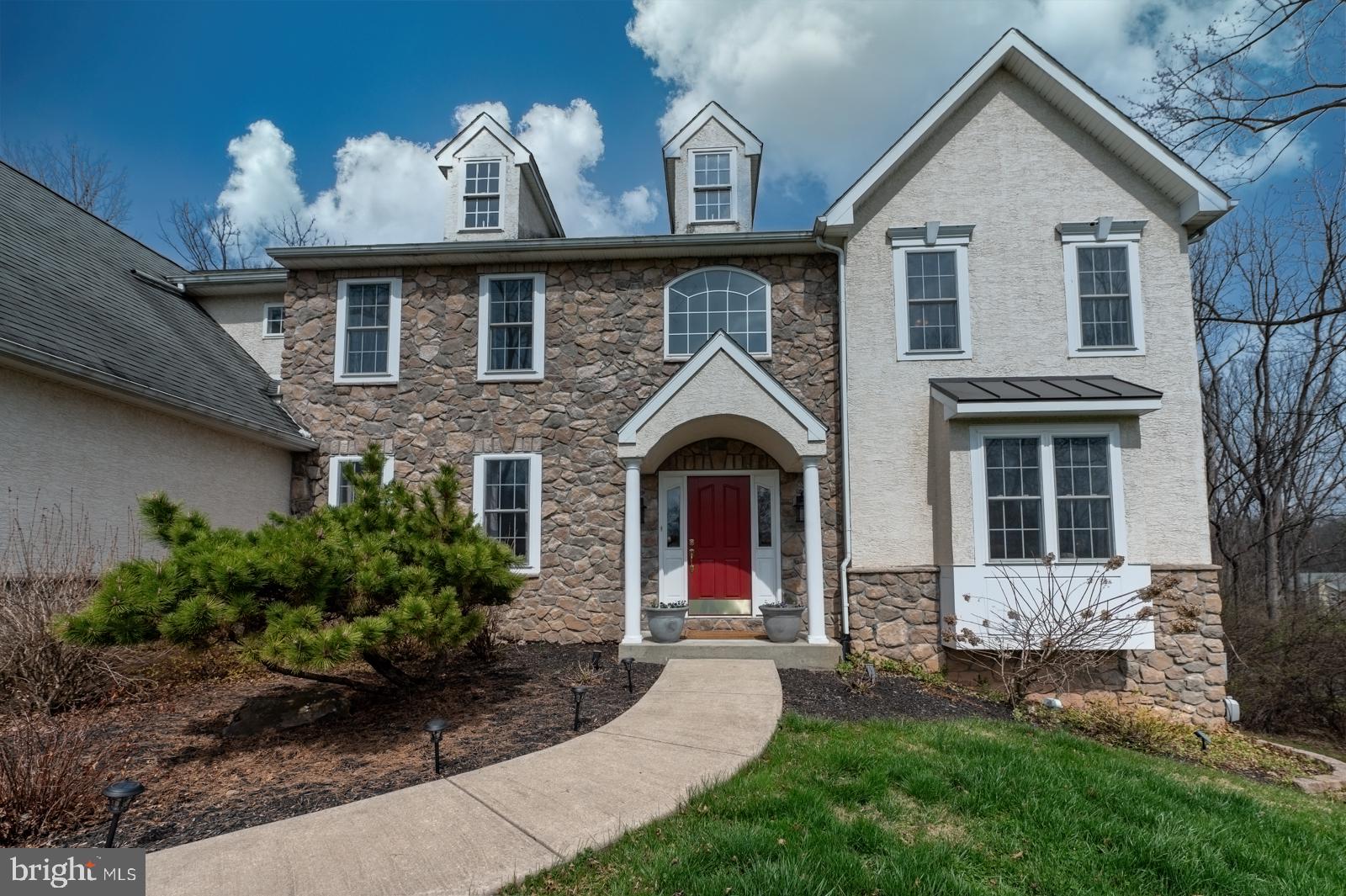 MEADOWBROOKE HUNT - Residential