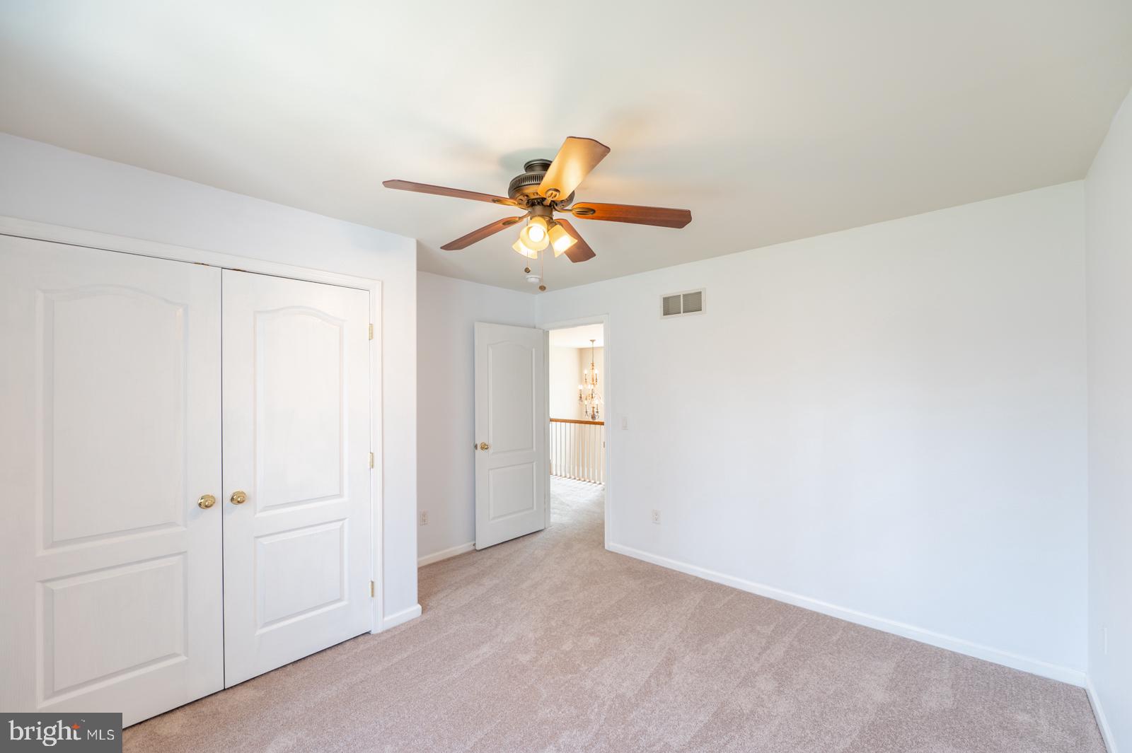 MEADOWBROOKE HUNT - Residential