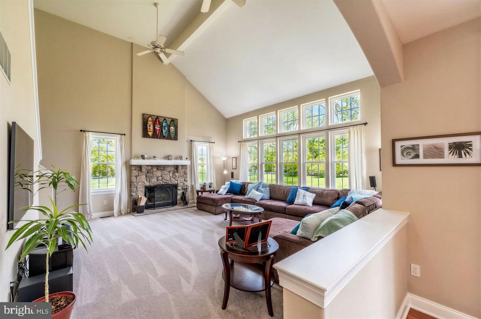 MEADOWBROOKE HUNT - Residential