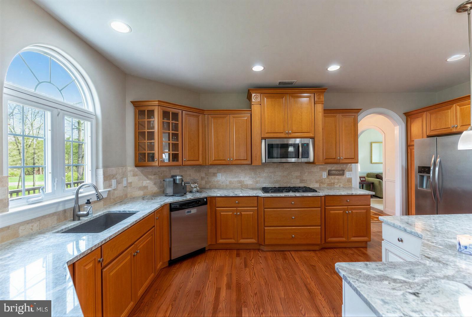 MEADOWBROOKE HUNT - Residential