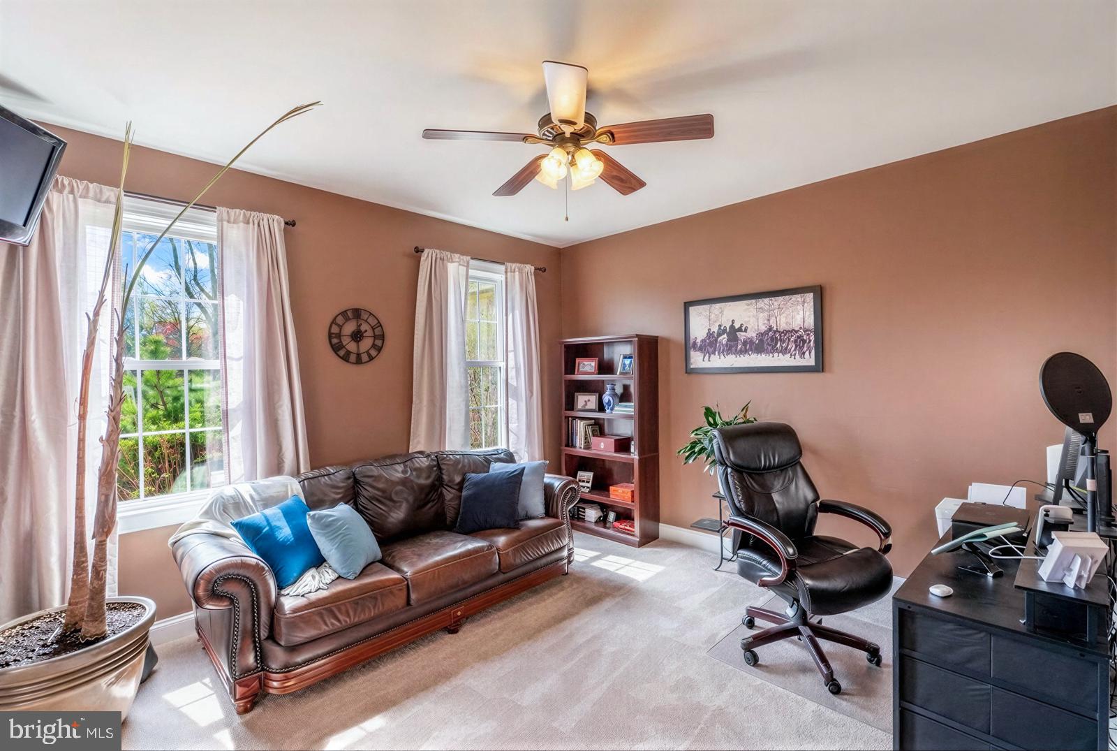 MEADOWBROOKE HUNT - Residential