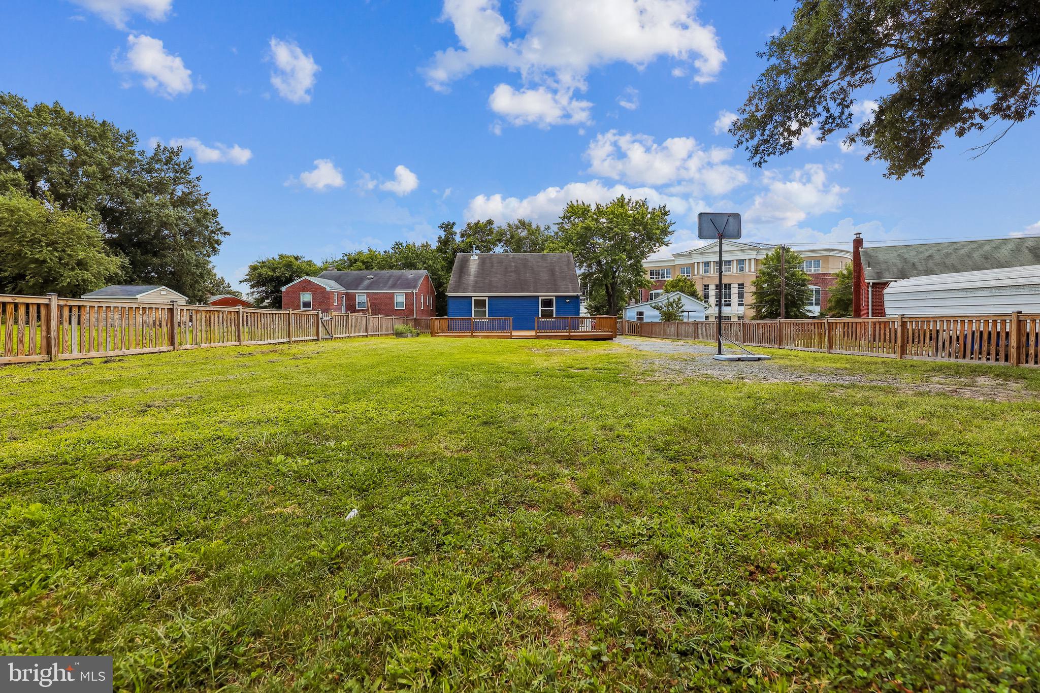 ALEXANDRIA - Residential