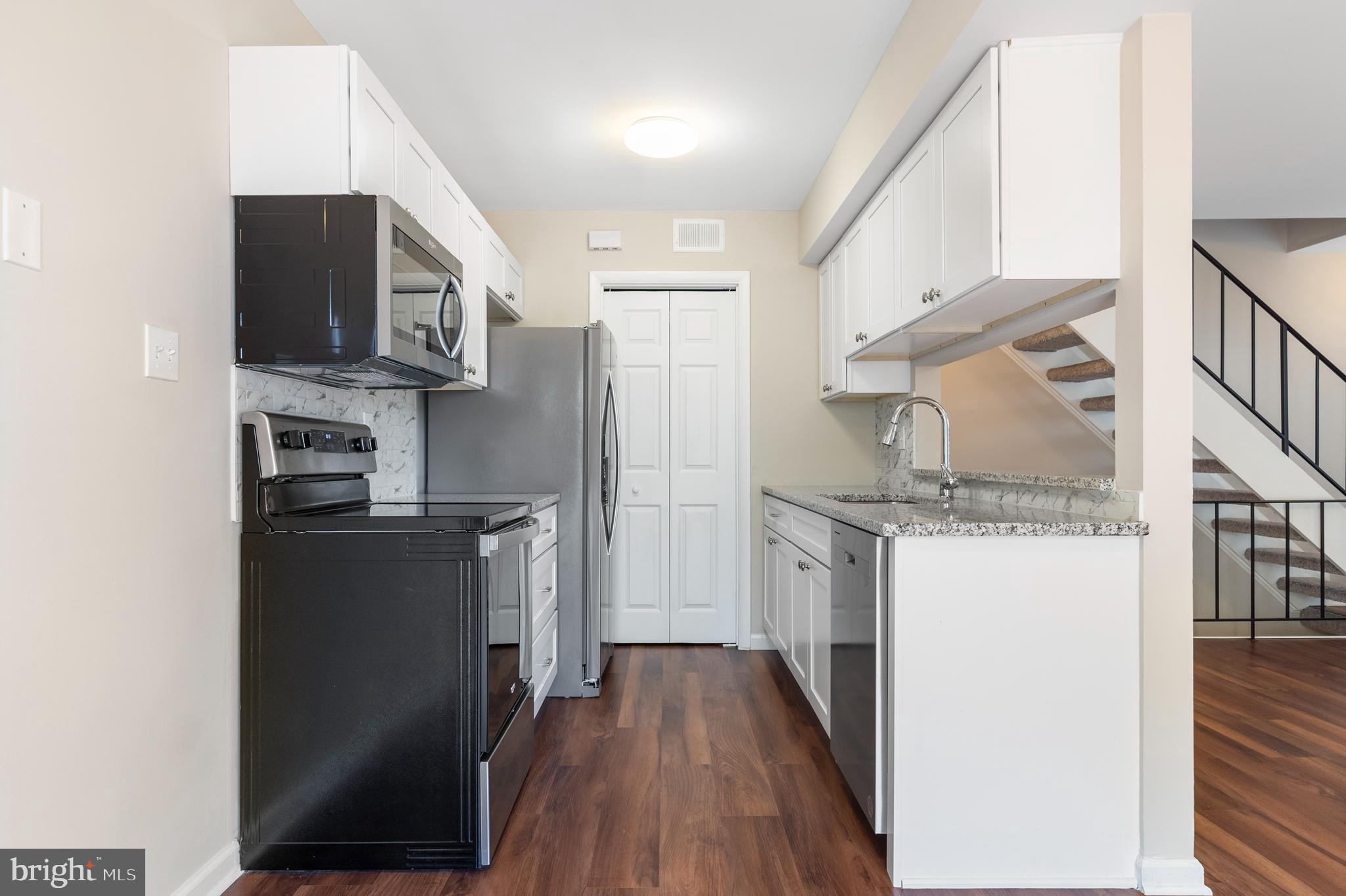 BROOKSHIRE - Residential