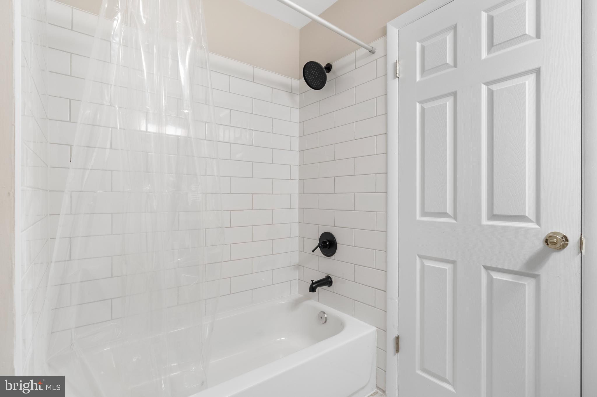 BROOKSHIRE - Residential