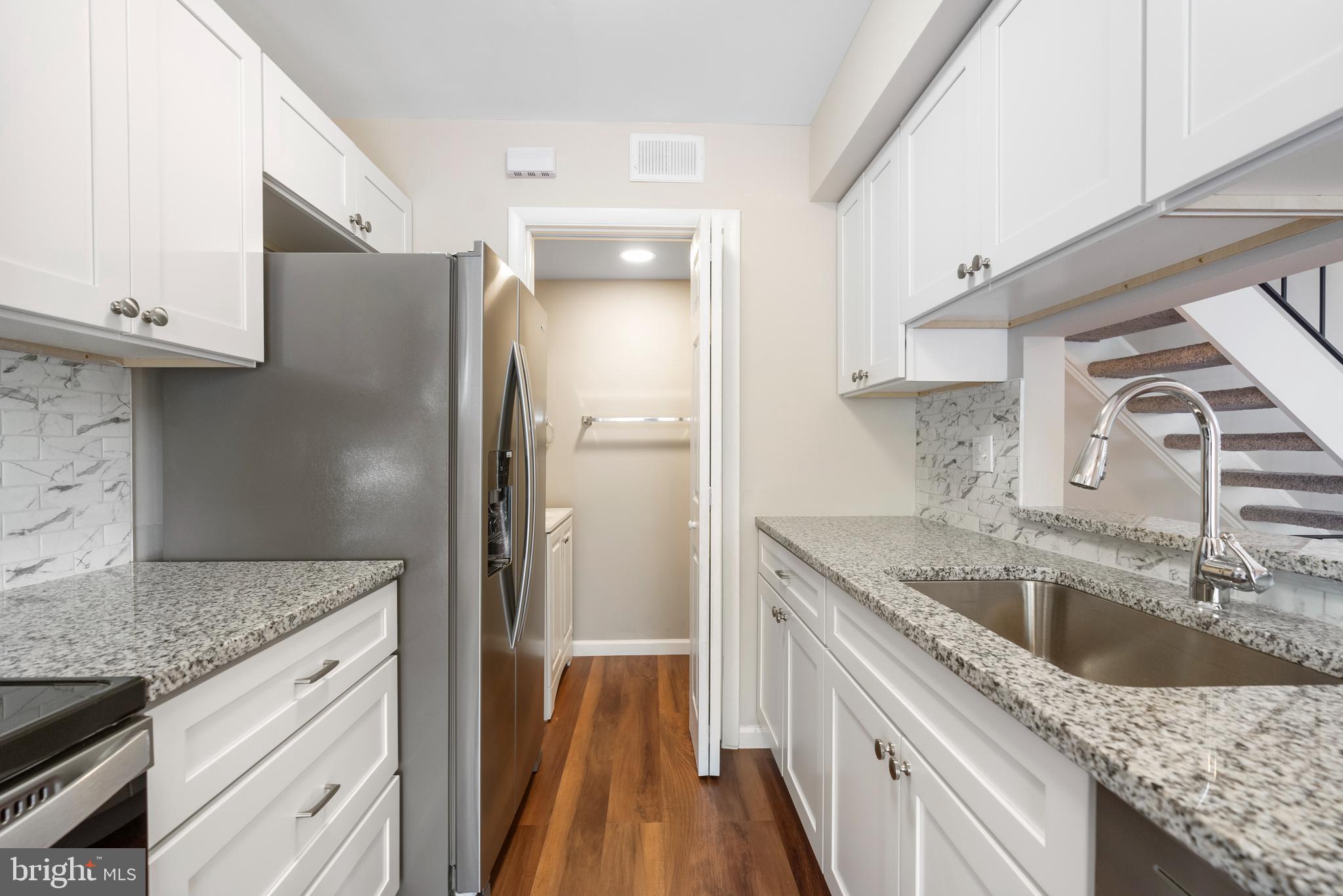 BROOKSHIRE - Residential