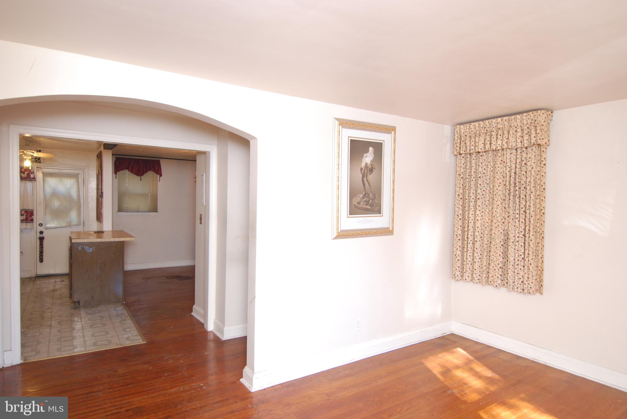 WEST HILLS - Residential