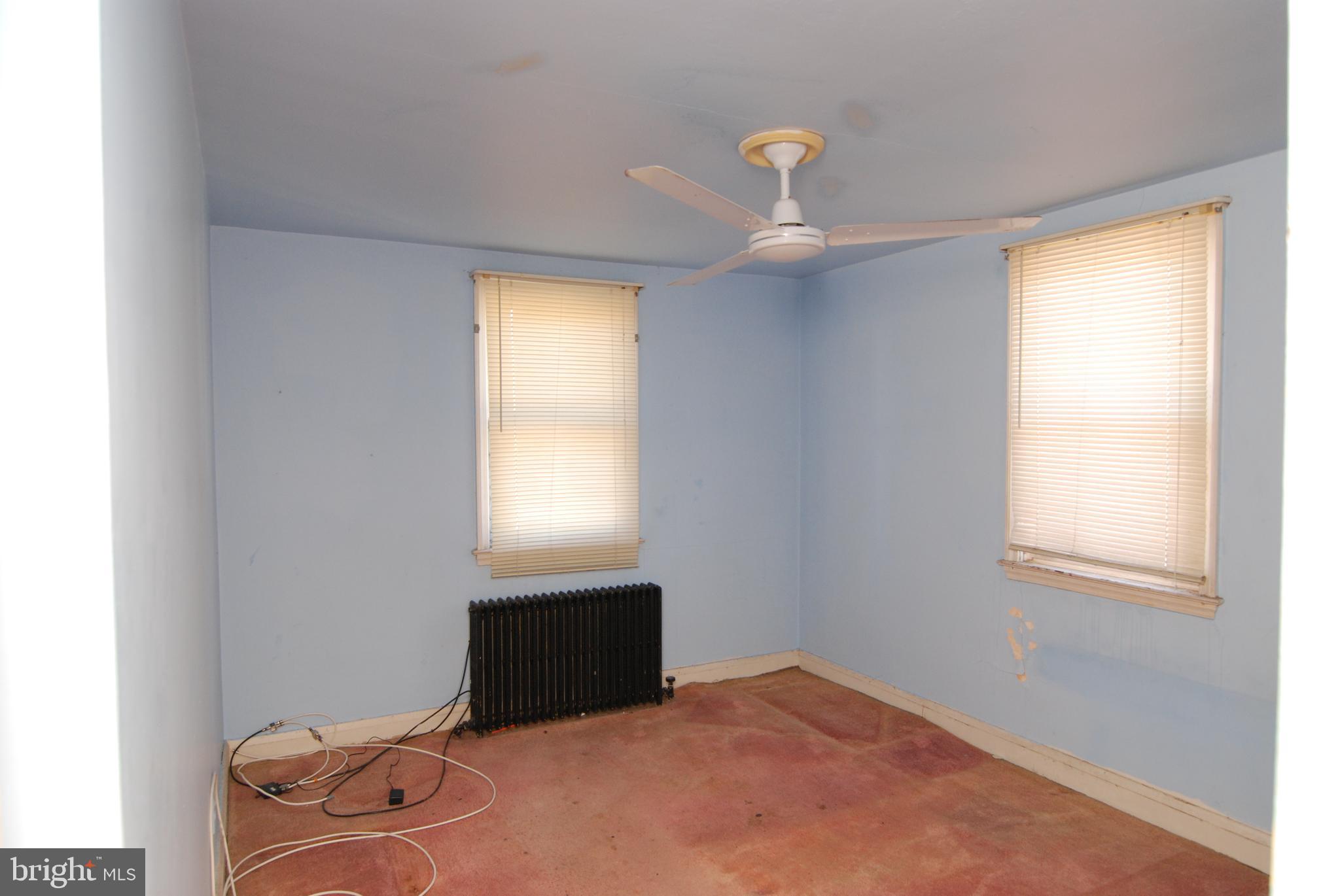 WEST HILLS - Residential